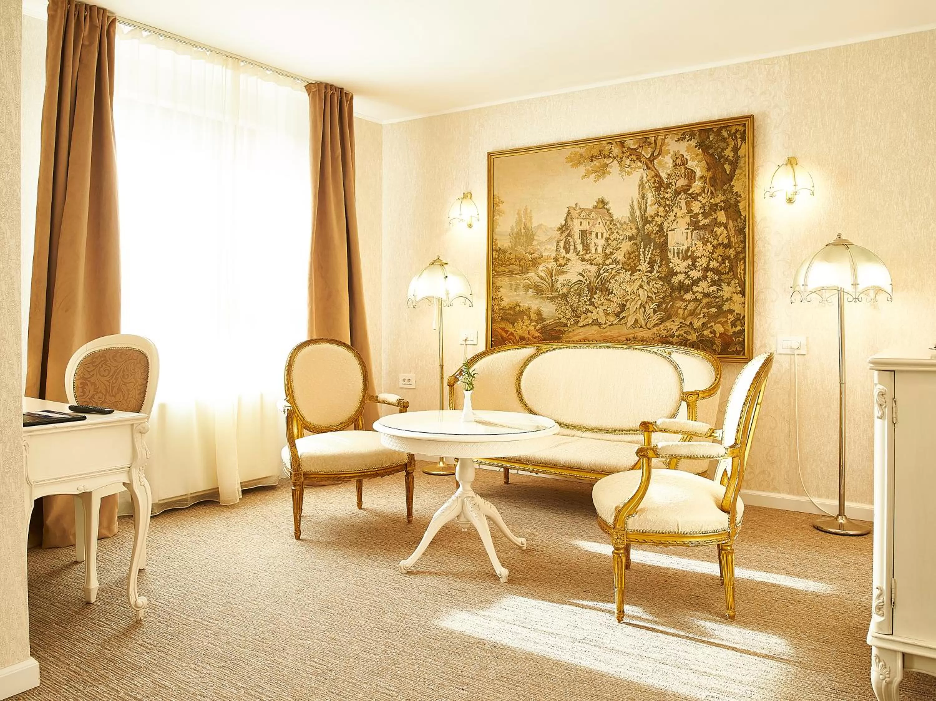 Seating area in Continental Forum Tirgu Mures