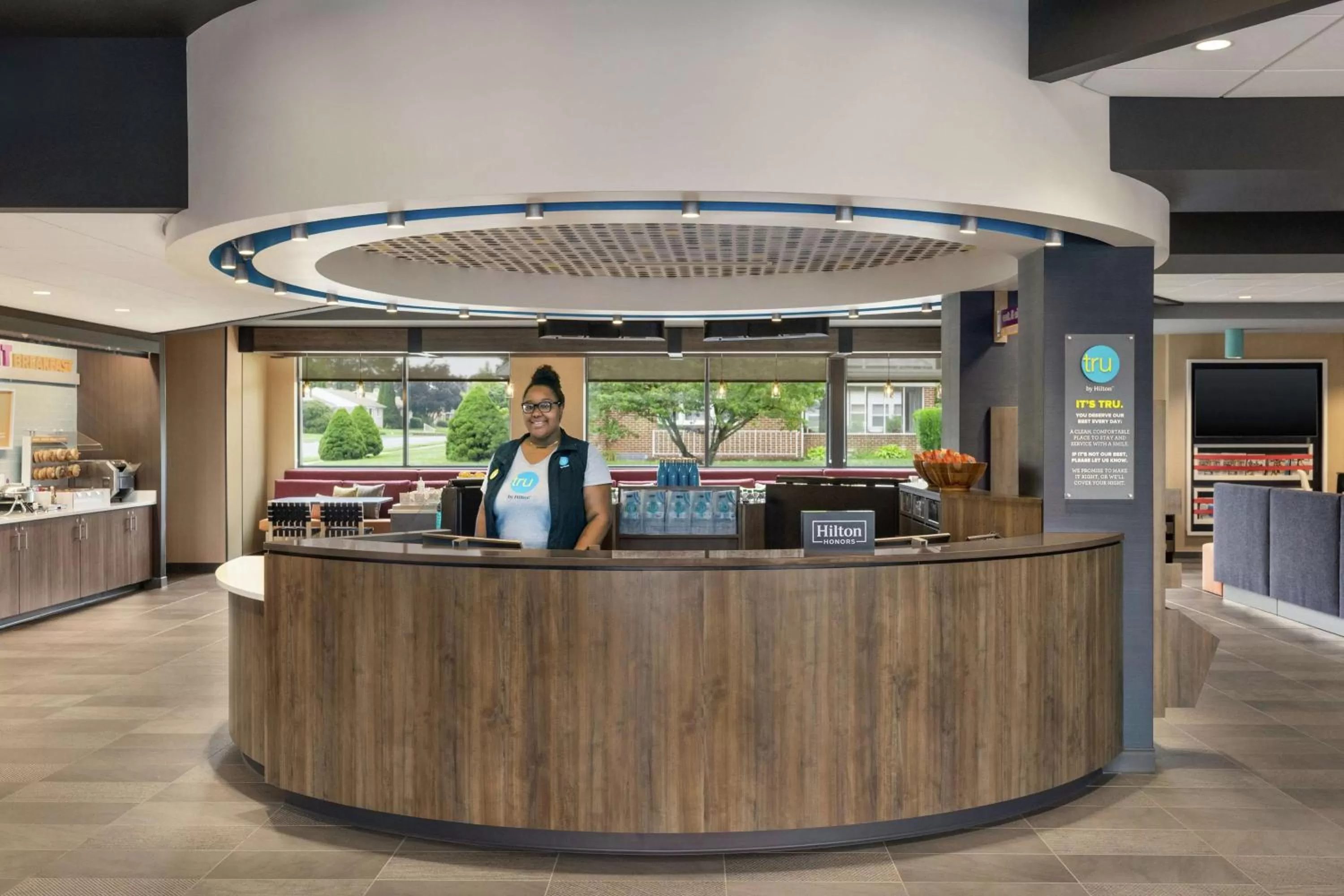 Lobby or reception in Tru By Hilton Hershey Chocolate Avenue
