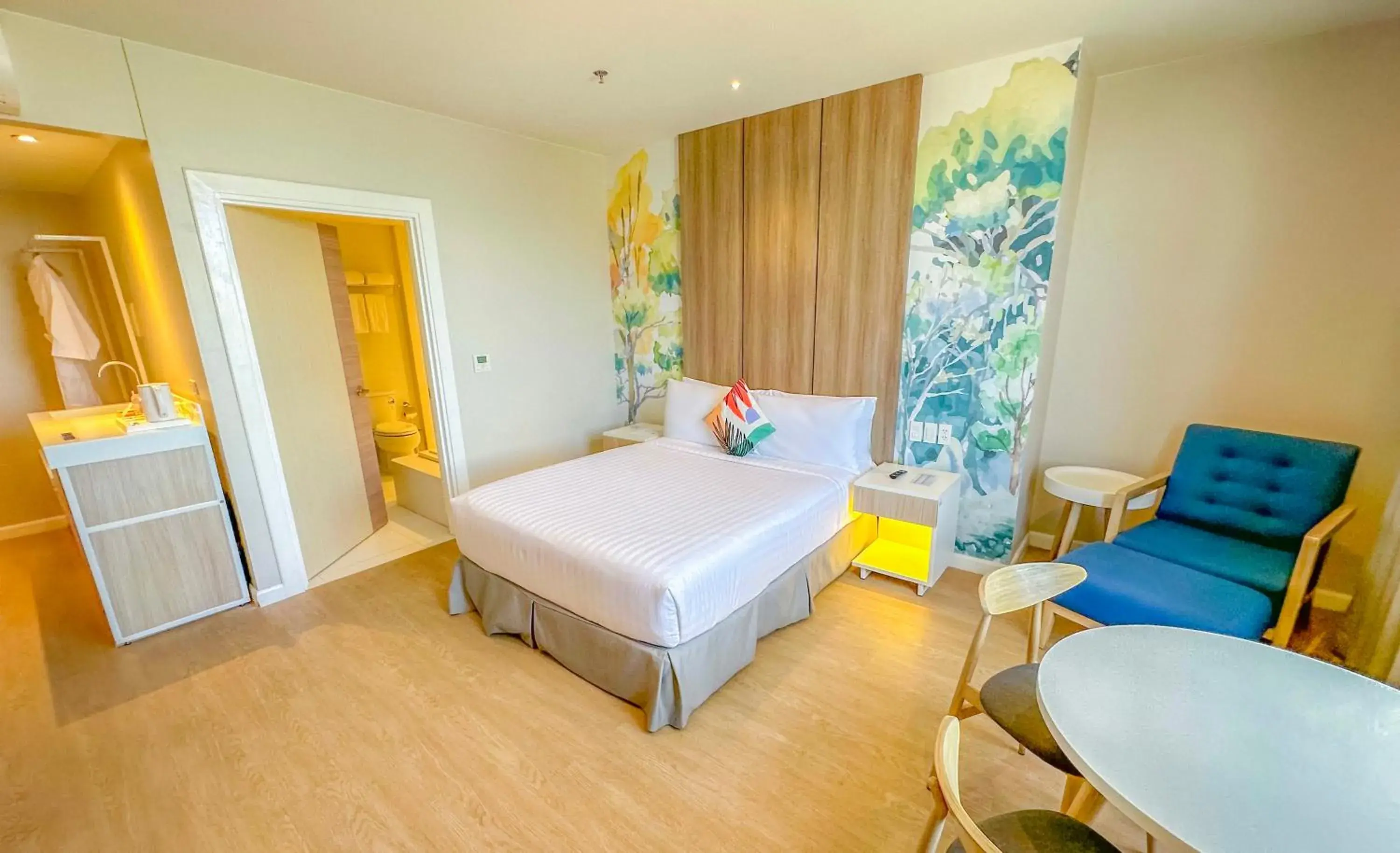 Executive Suite in Harolds Hotel Quezon City Executive Suite in Harolds Hotel Quezon City