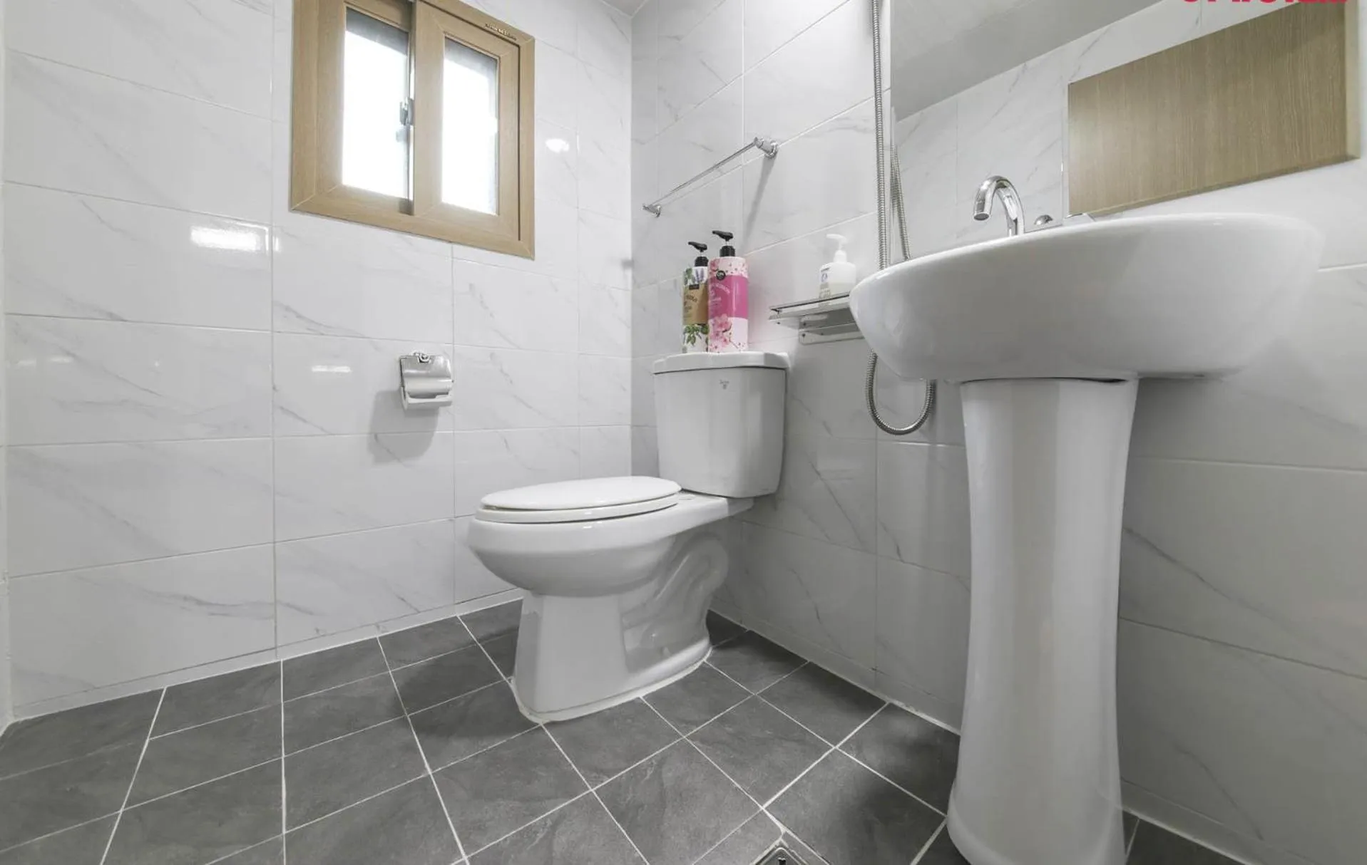 Seoul Station R Guesthouse