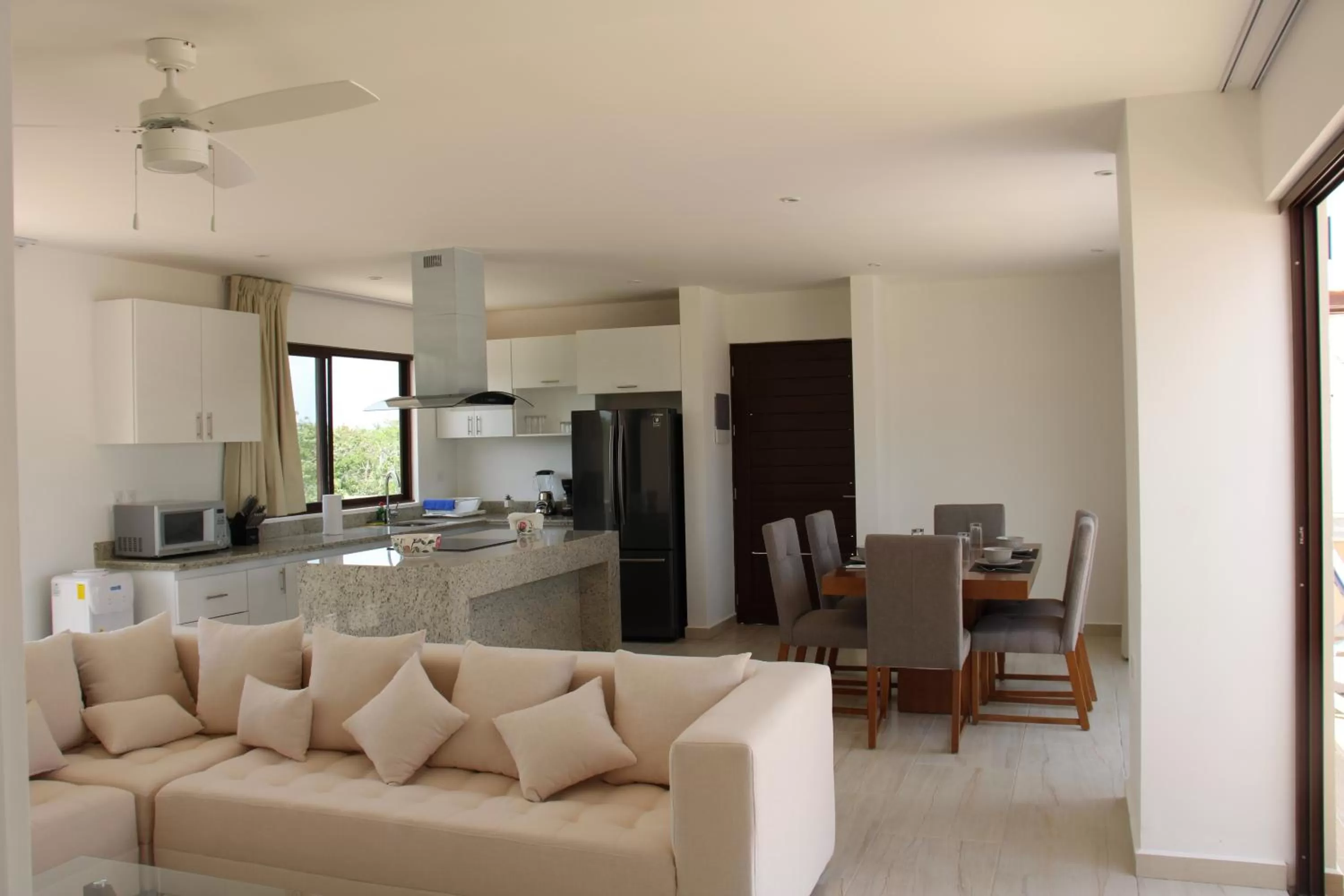 Living room, Seating Area in Apartment and Penthouse Blue Luxury Kukulkan Tulum