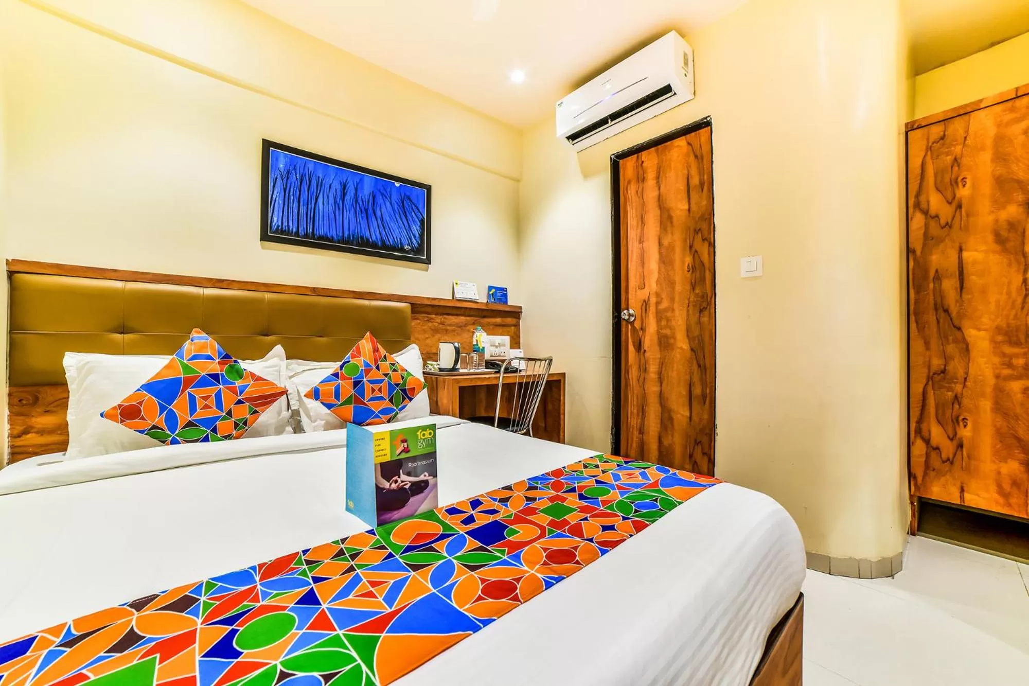 Bed in Via Deluxe Comfort - Nr Kokilaben Hospital