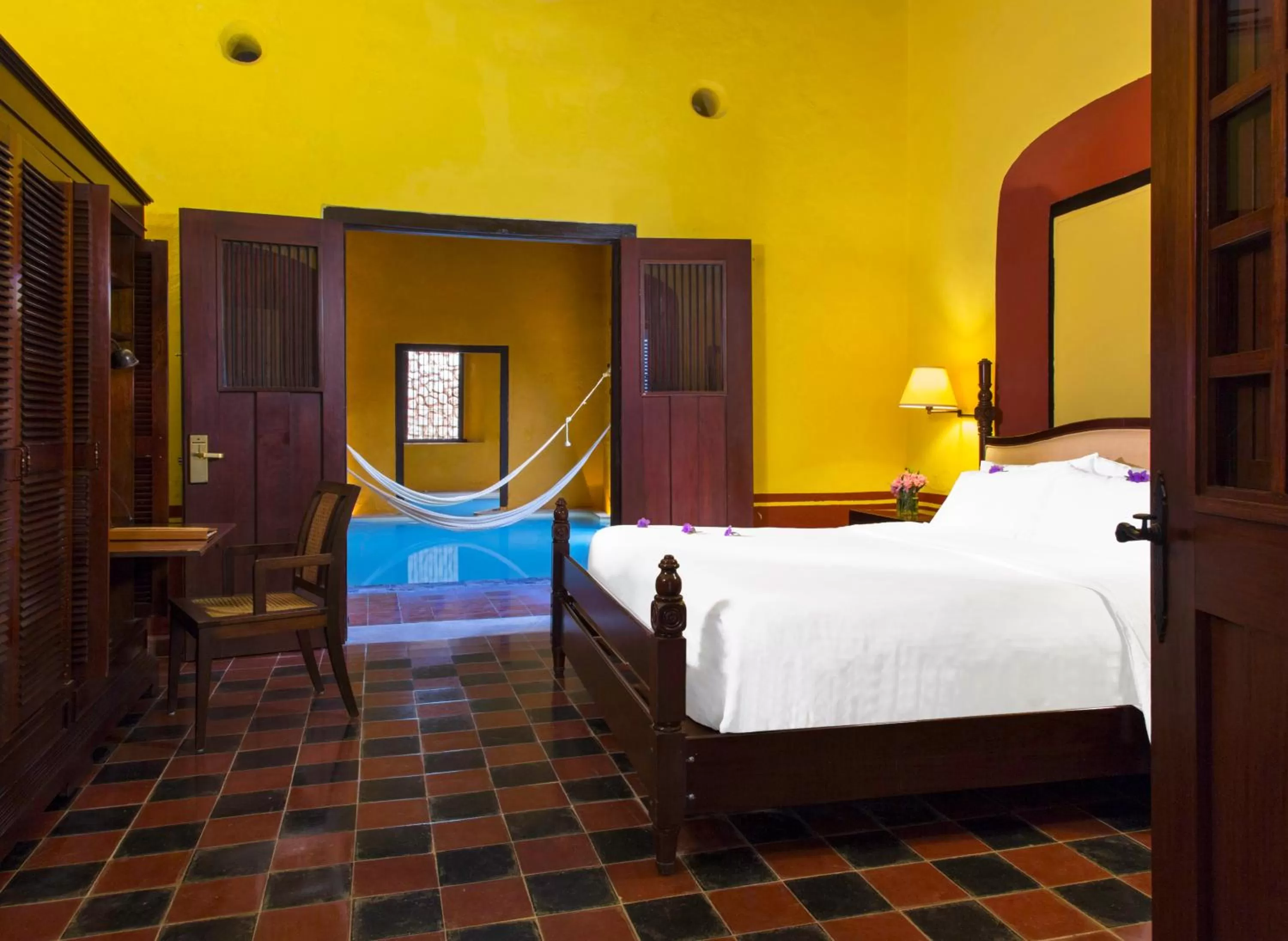 Bed in Hacienda Campeche
