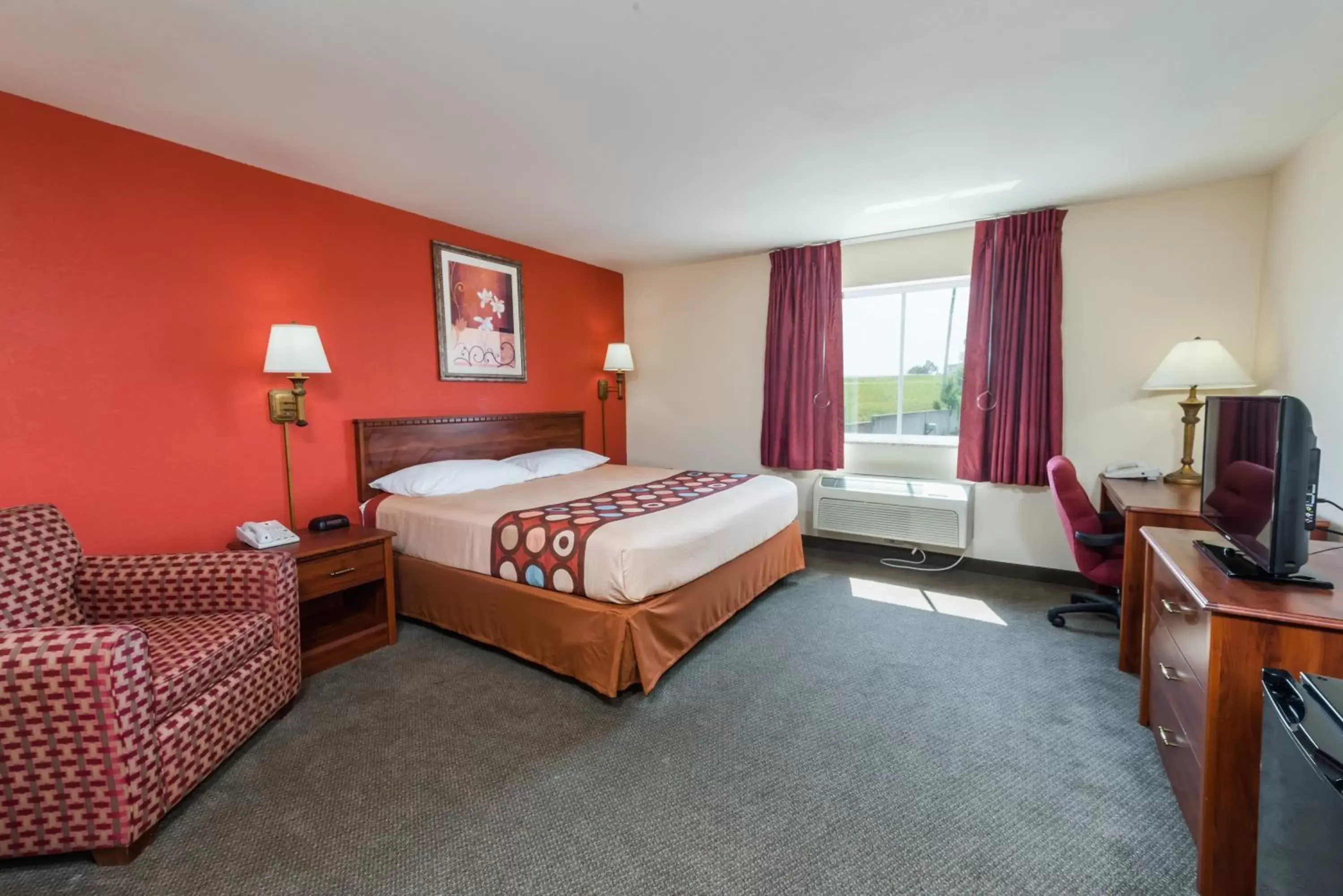 King Room - Non-Smoking in Super 8 by Wyndham St Robert Ft Leonard Wood Area King Room - Non-Smoking in Super 8 by Wyndham St Robert Ft Leonard Wood Area