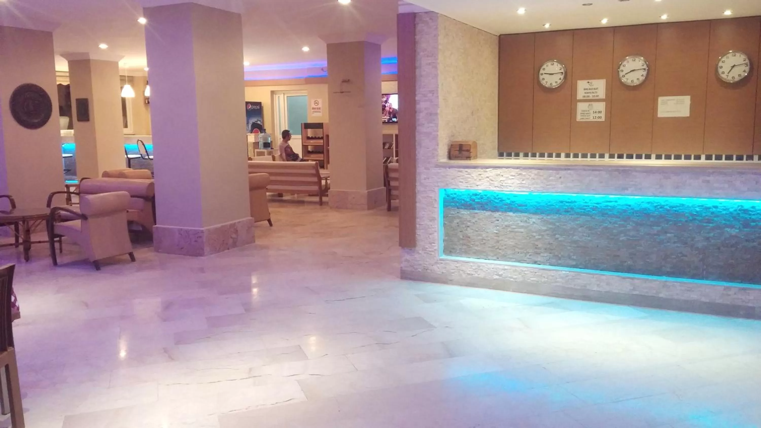 Lobby or reception in Altinersan Hotel