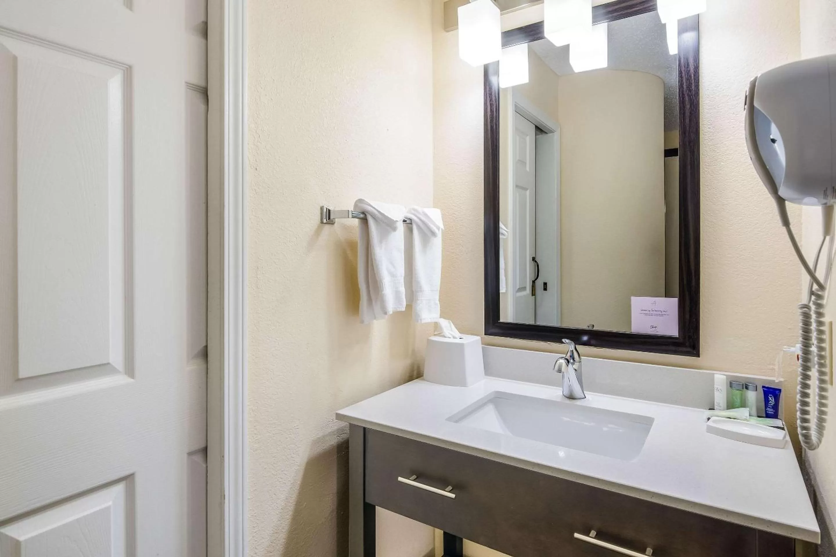 Bathroom in Sleep Inn Wytheville I-77 and I-81