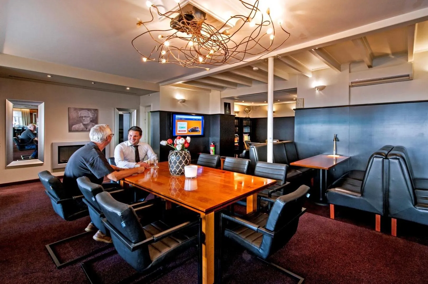 Lounge or bar in City Hotel Bergen op Zoom