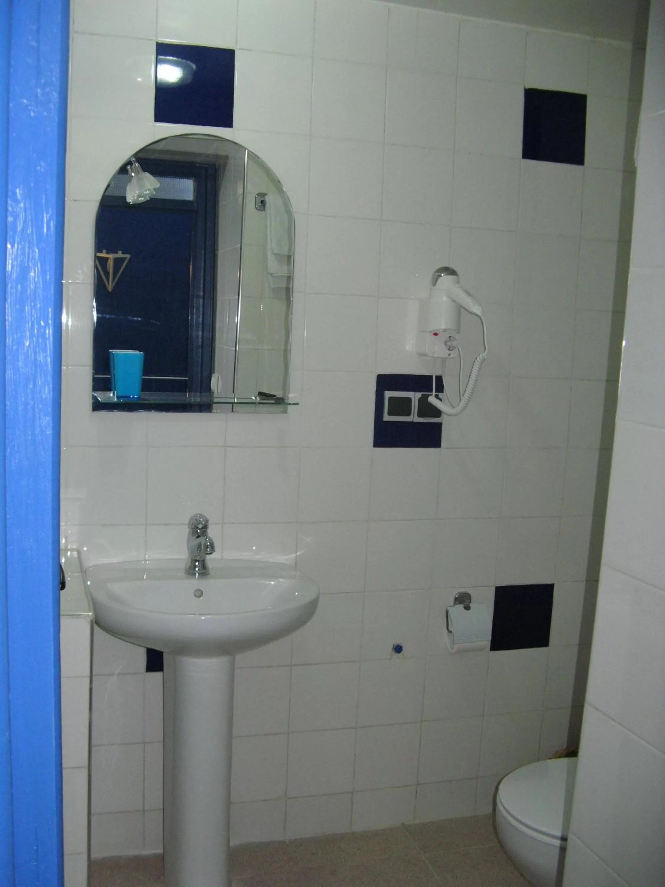 Bathroom in Auberge Tinit