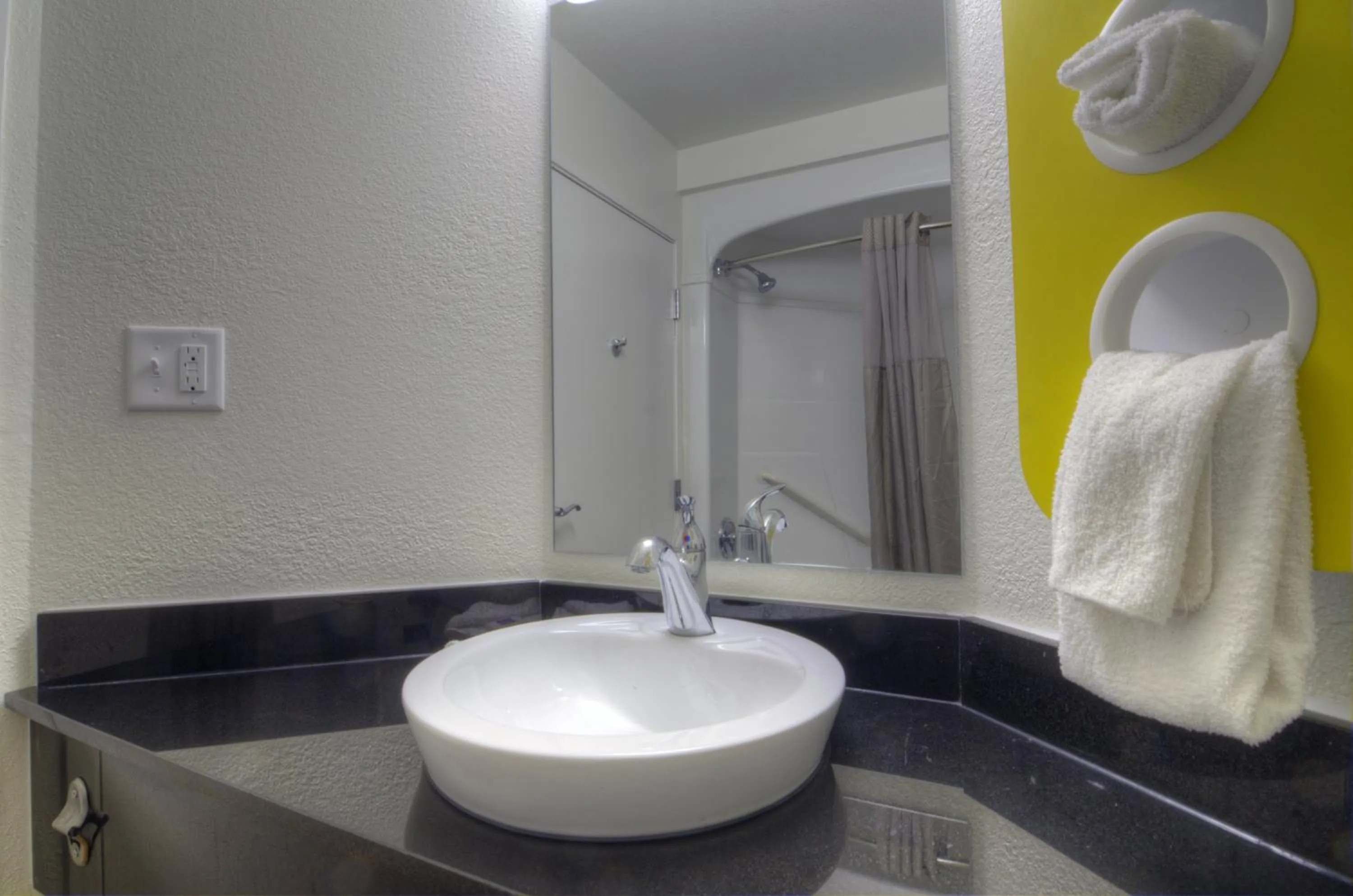 Bathroom in Motel 6-Orlando, FL - International Dr