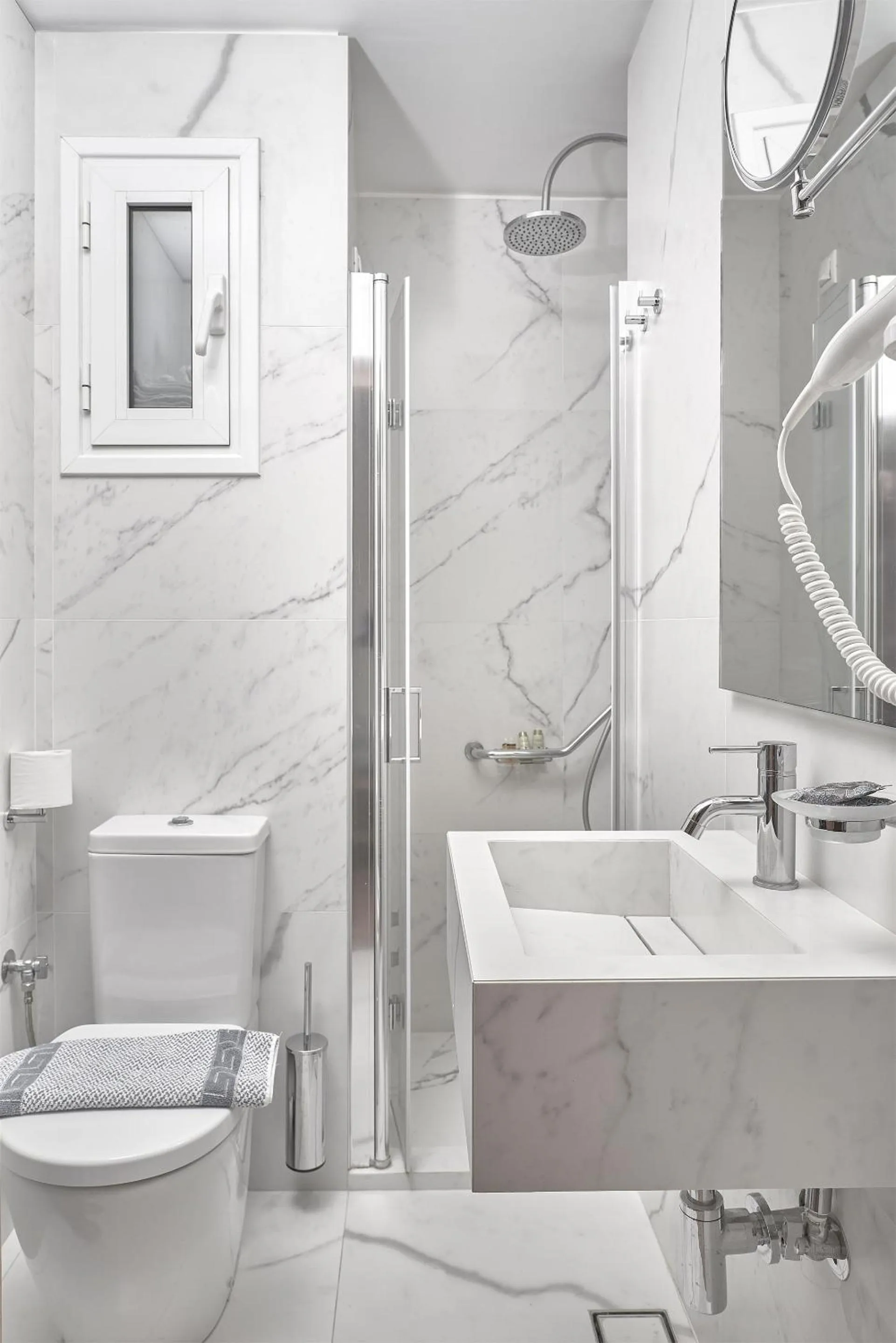 Shower in Athos Hotel