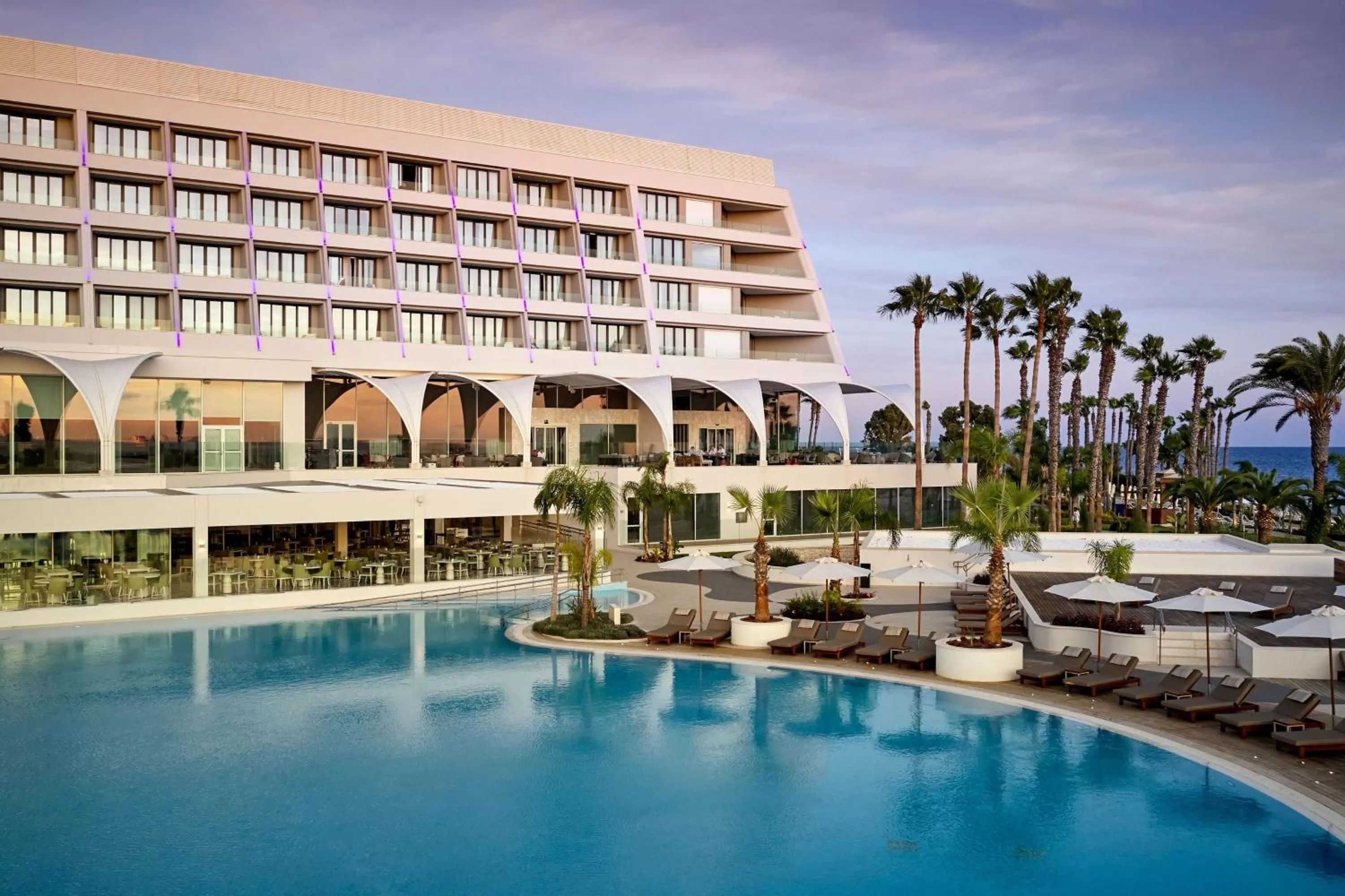 Swimming pool in Parklane, a Luxury Collection Resort & Spa, Limassol