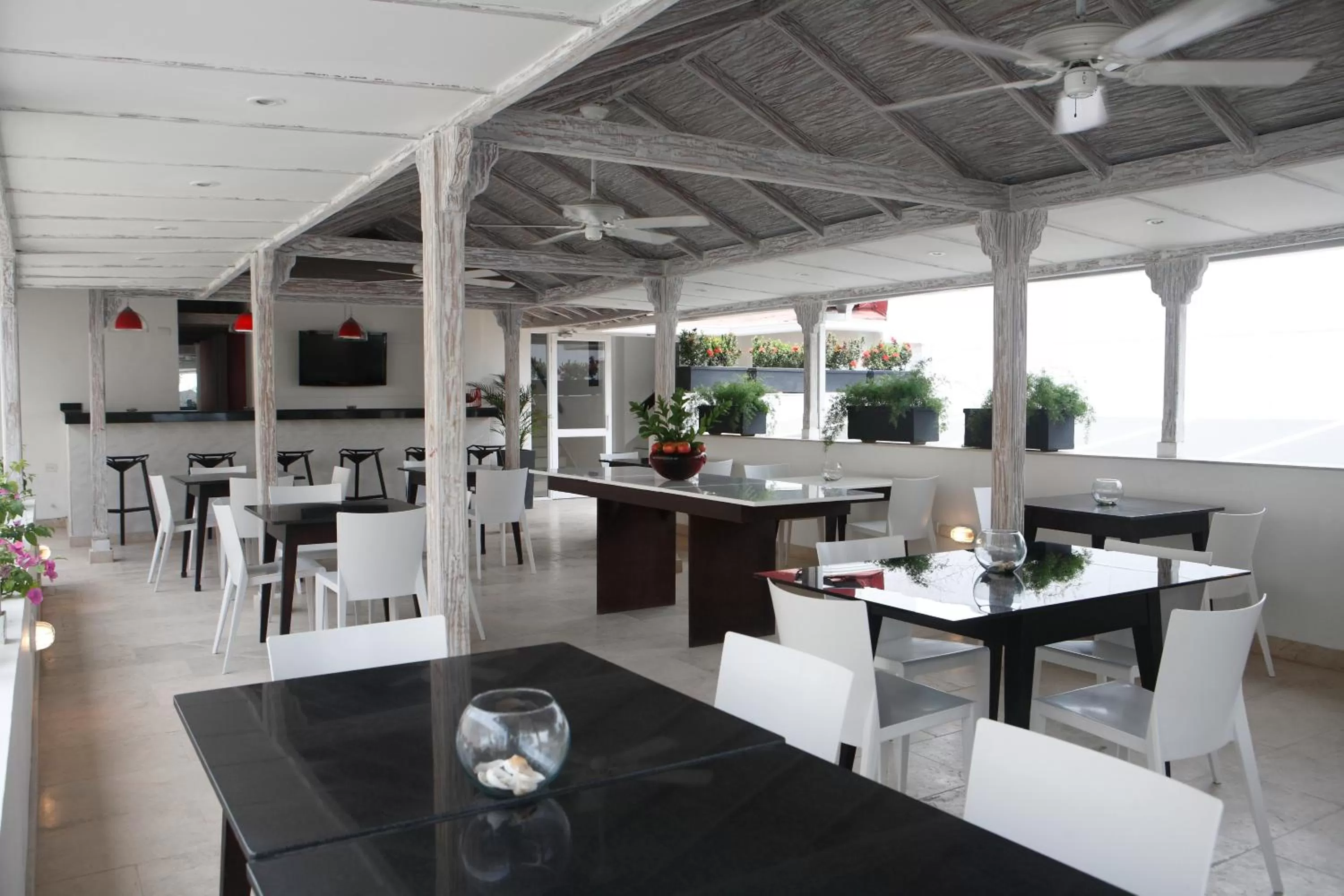 Restaurant/places to eat in Zalmedina Hotel