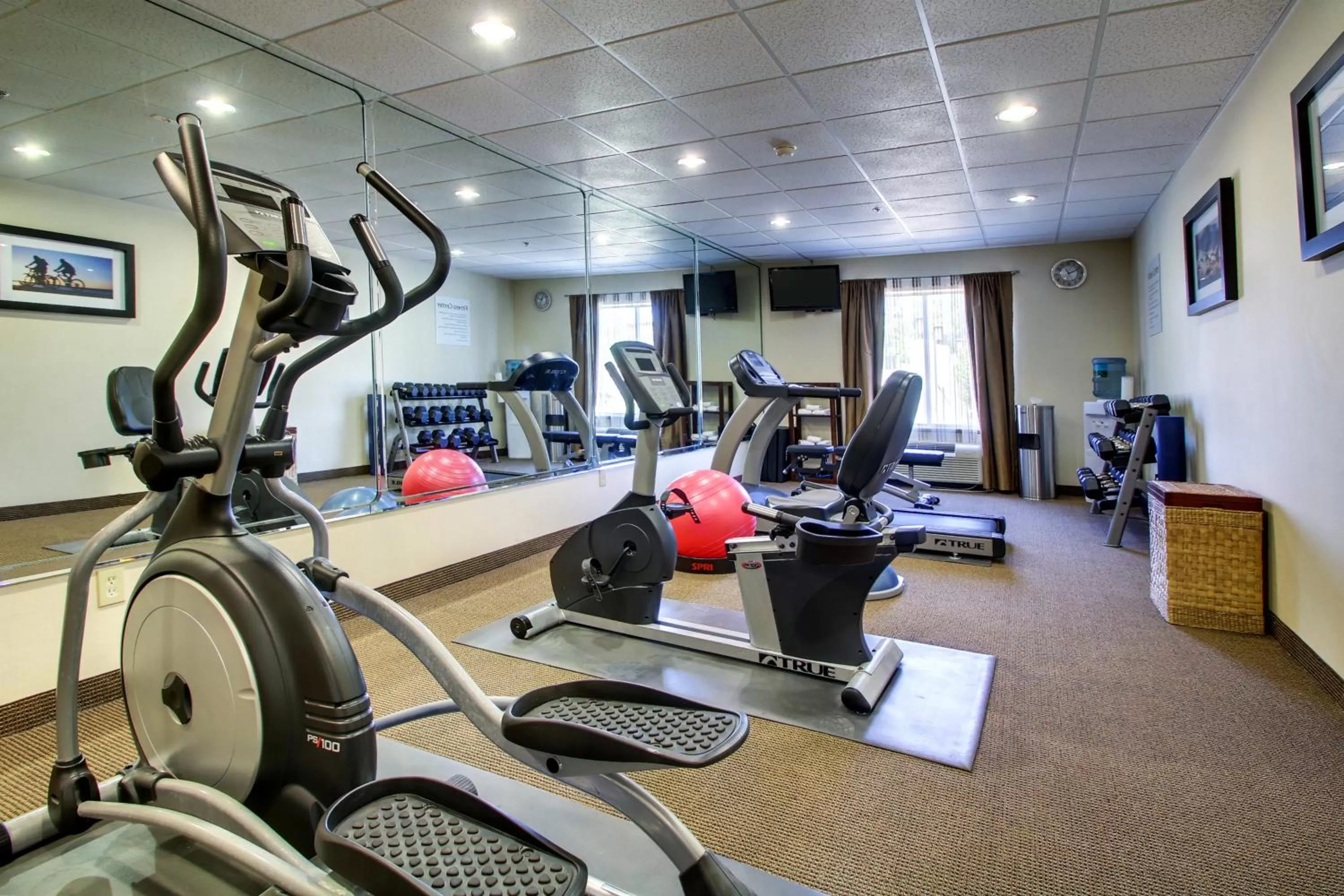 Fitness centre/facilities in Holiday Inn Express Hotel & Suites Live Oak by IHG