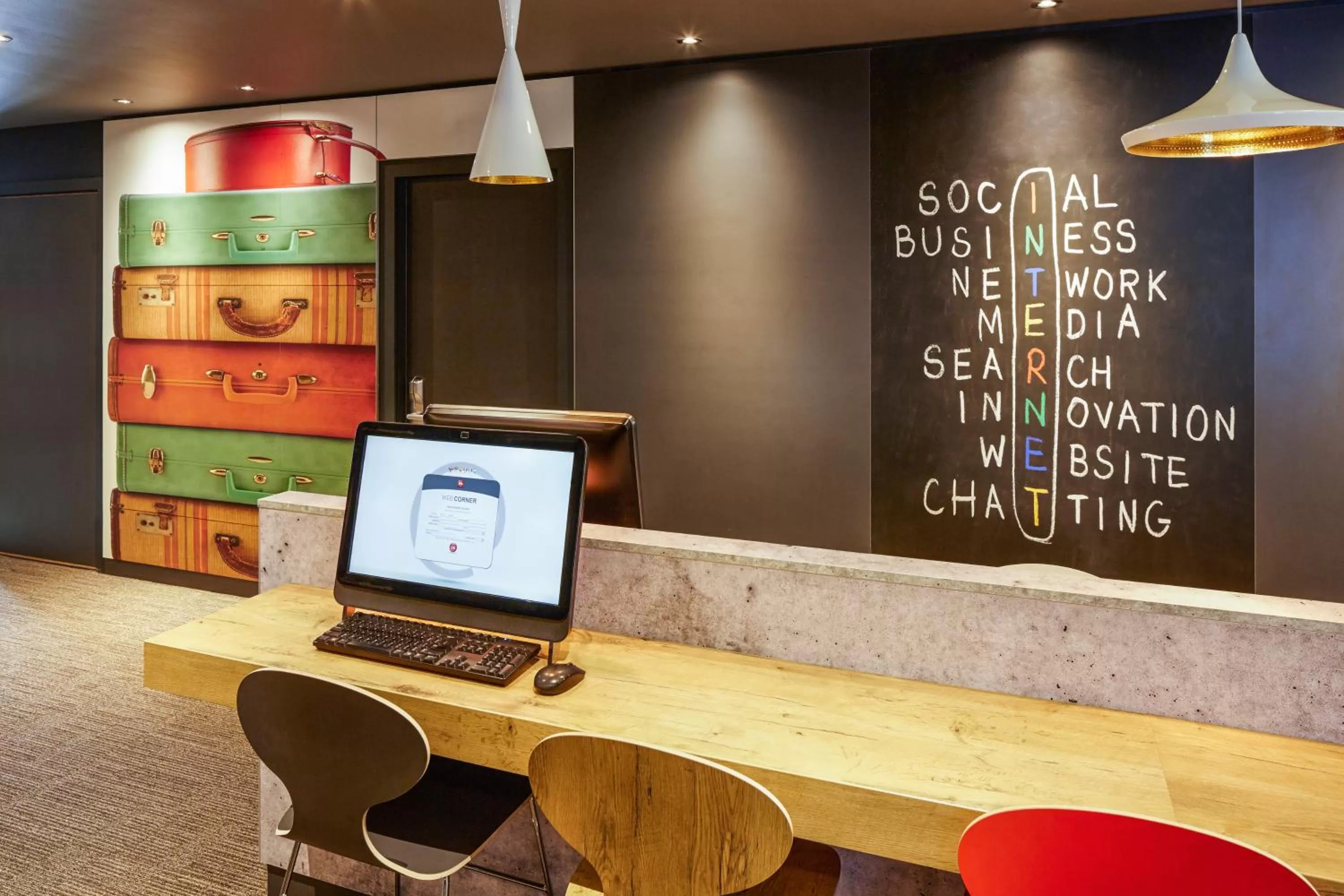 Business facilities in ibis London Heathrow Airport