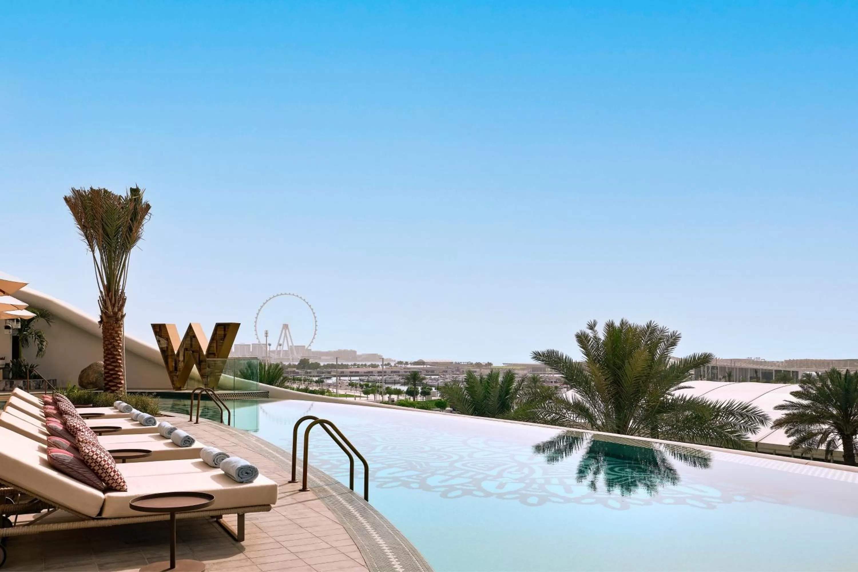 Swimming pool in W Dubai - Mina Seyahi