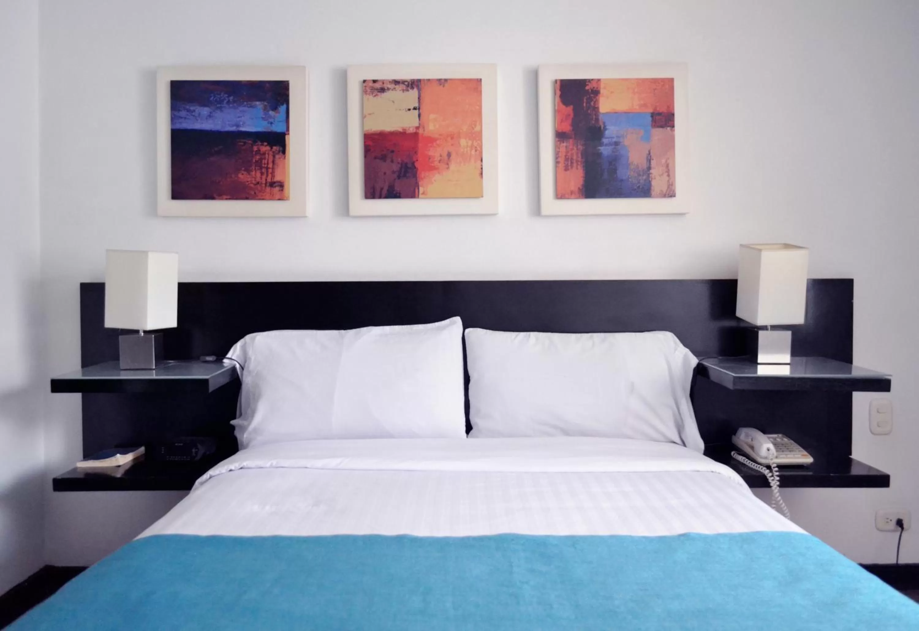 Photo of the whole room, Bed in Hotel Bogota Virrey