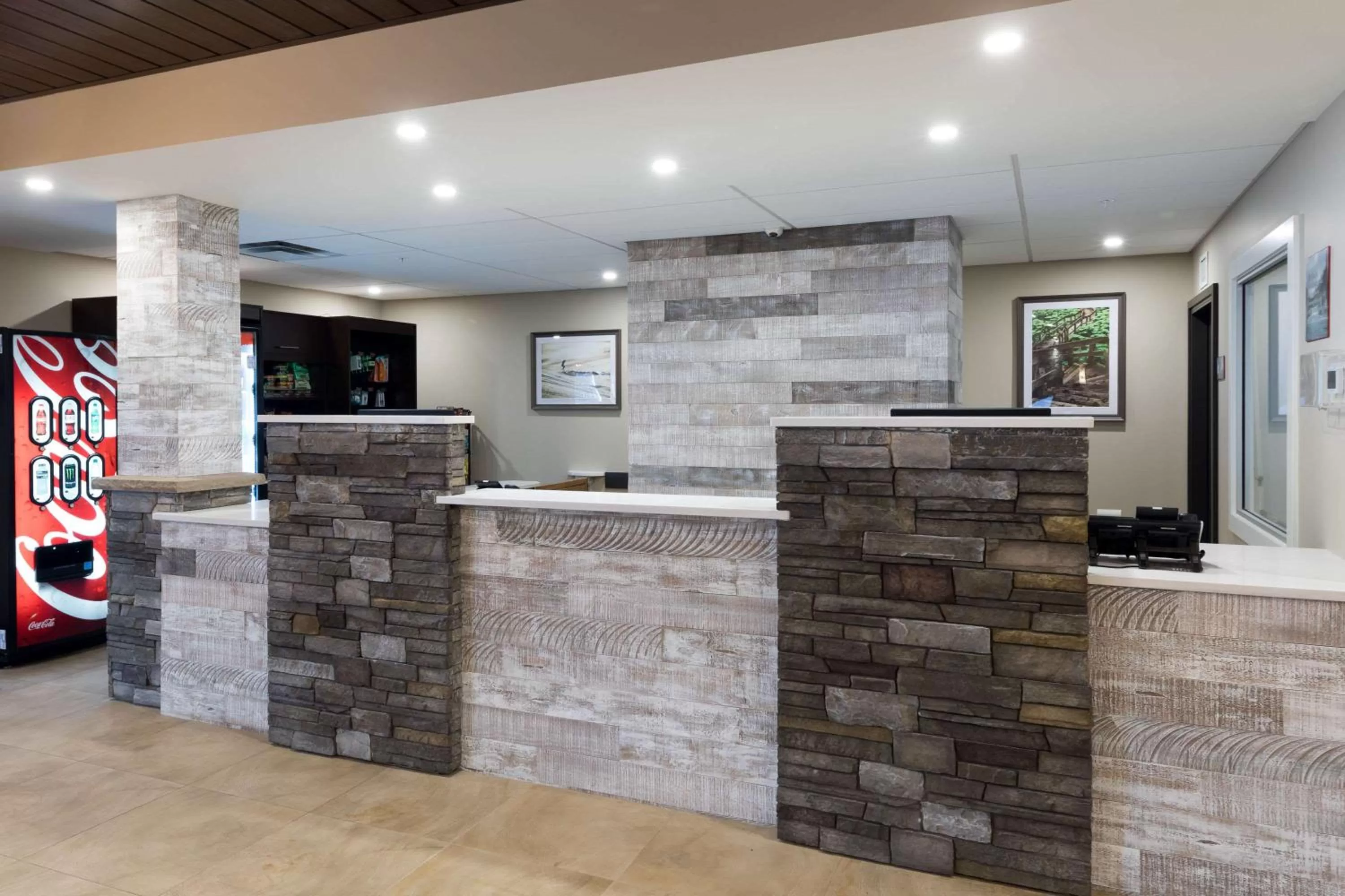 Lobby or reception in Ramada by Wyndham Revelstoke