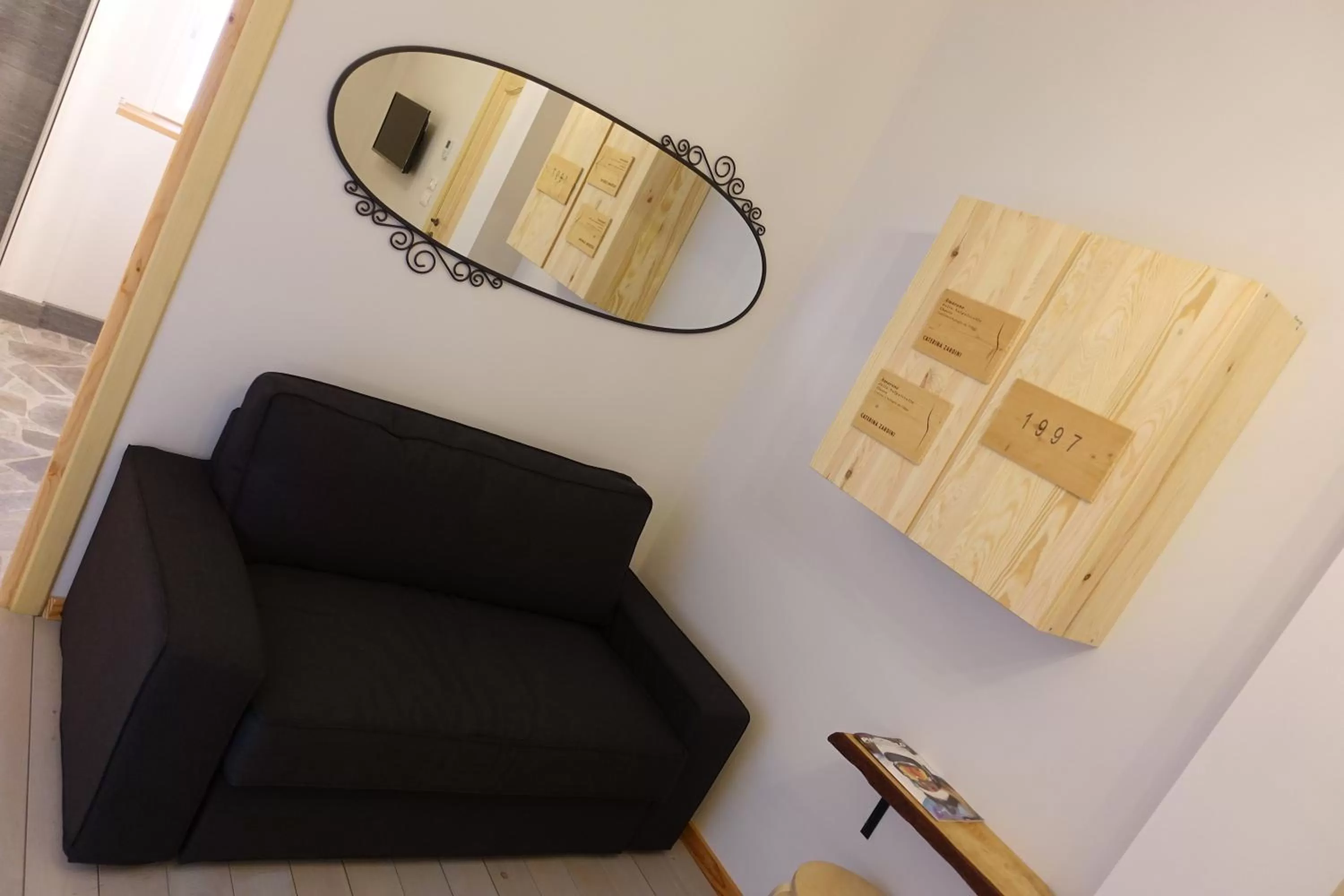 Decorative detail, Seating Area in Rooms Maison 3 Magnoni