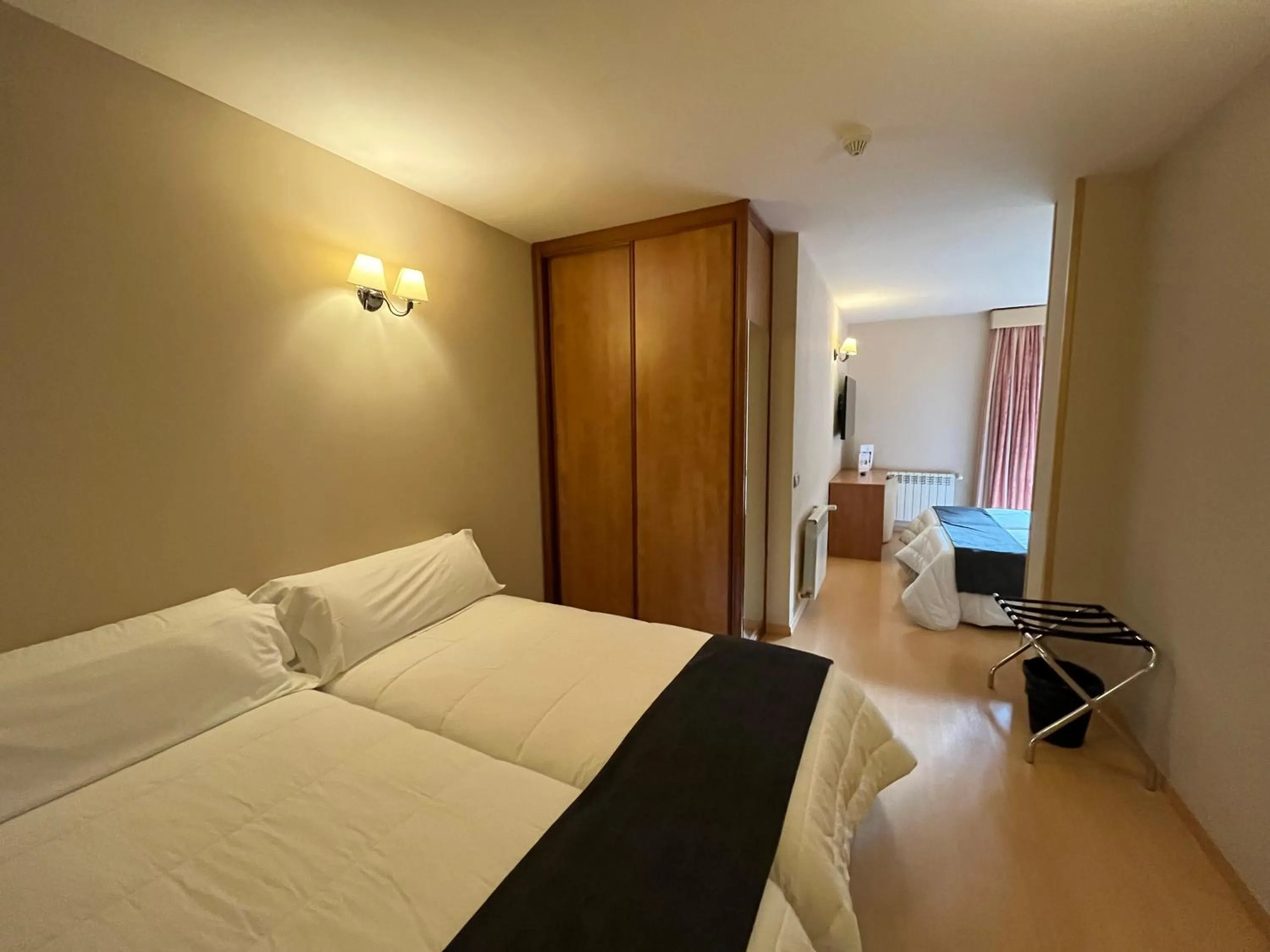 Bed in Wuau! Hotel Segle XX