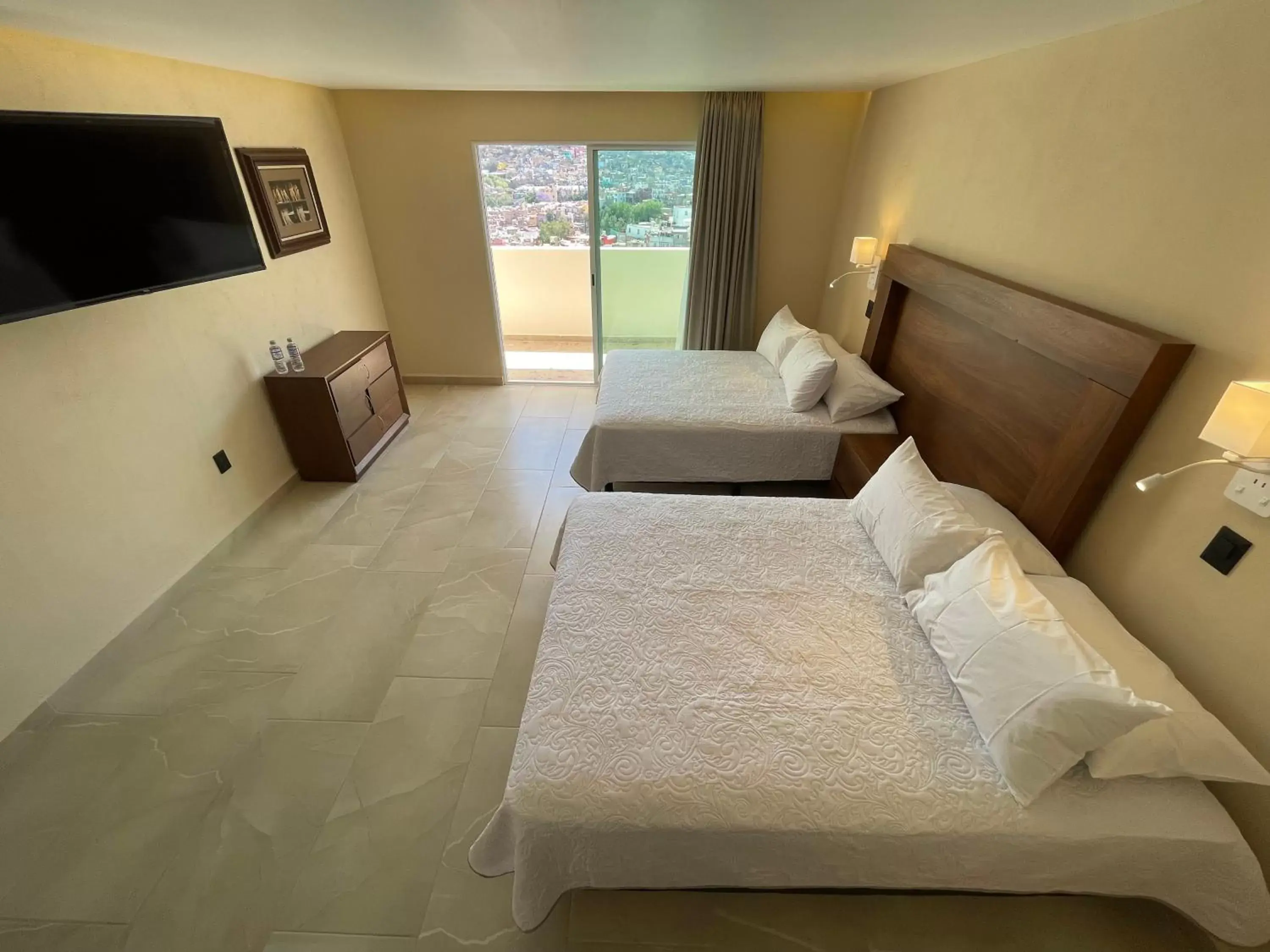 Superior Twin Room in Hotel Balcón del Cielo Superior Twin Room in Hotel Balcón del Cielo