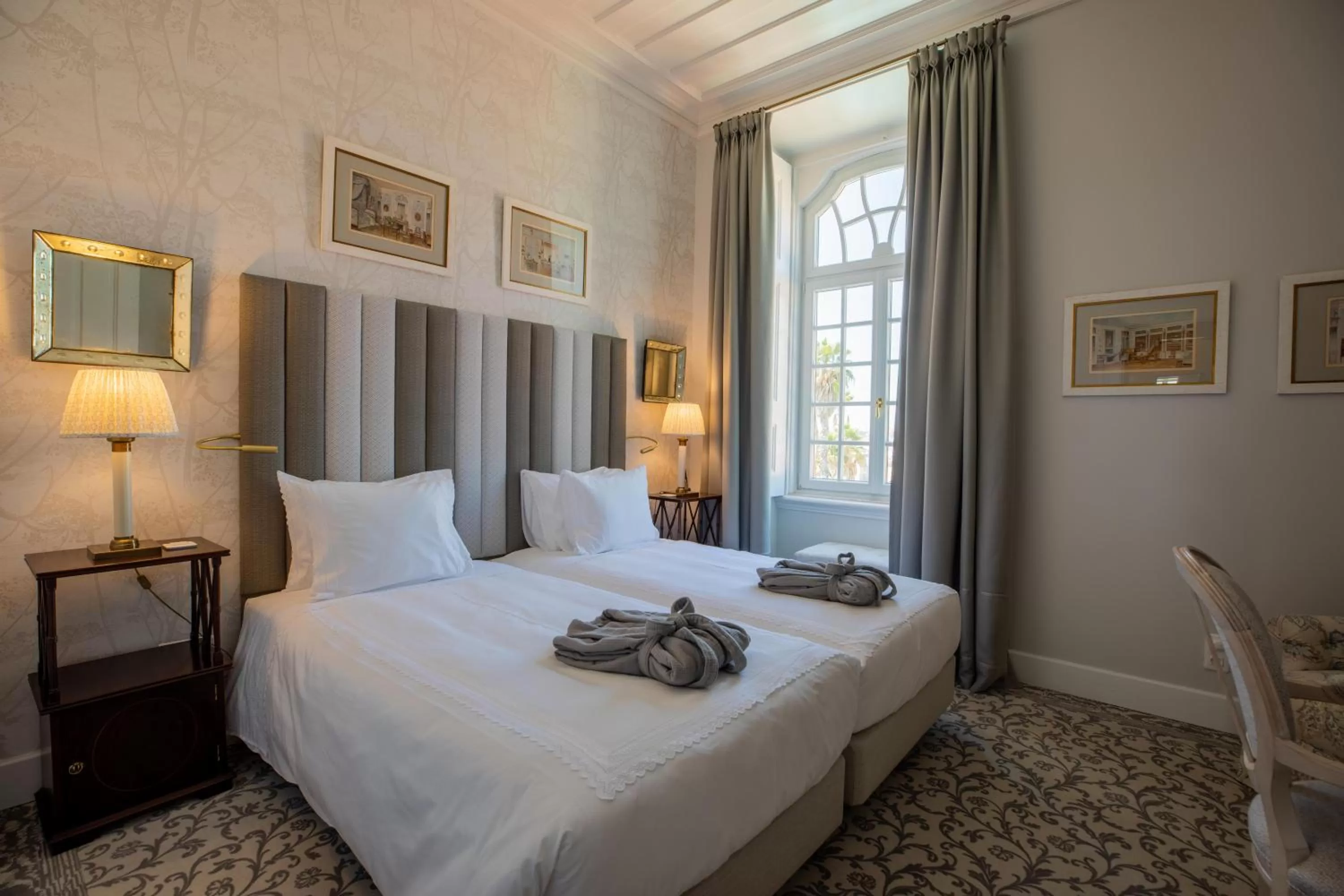 Bed in Estoril Vintage Hotel