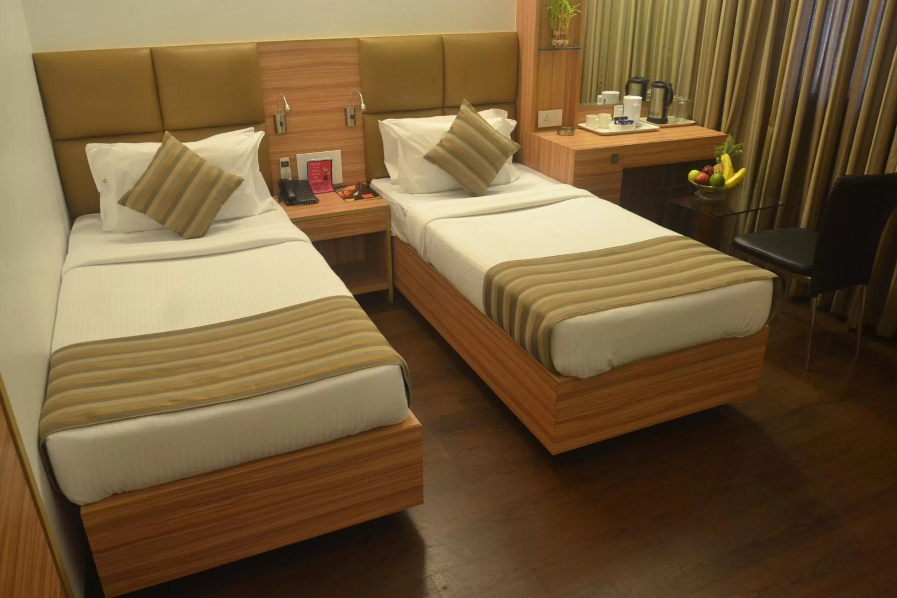 Bed in Hotel Plaza