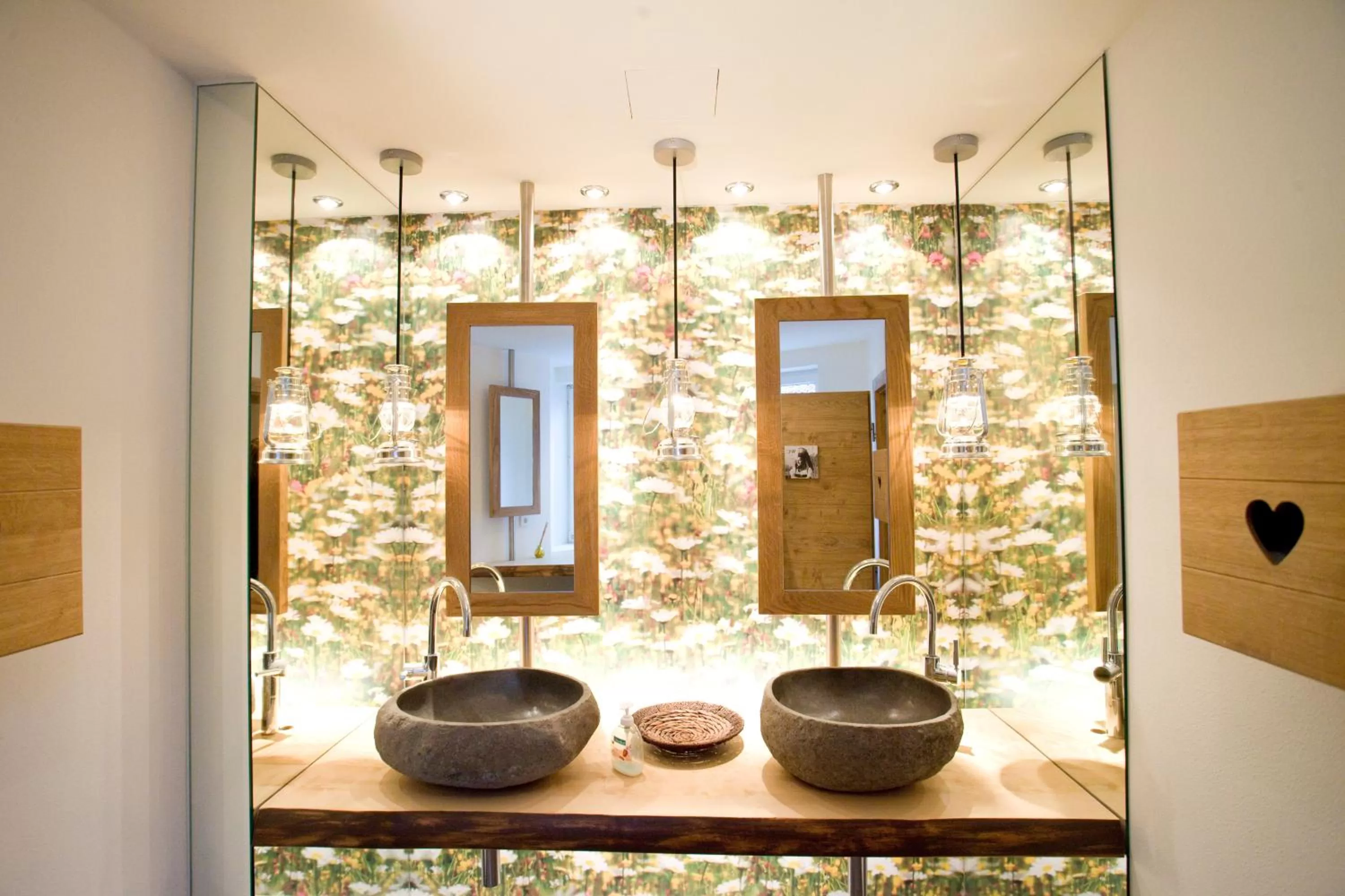 Bathroom, Kitchen/Kitchenette in Alpin Lifestyle Hotel Löwen & Strauss