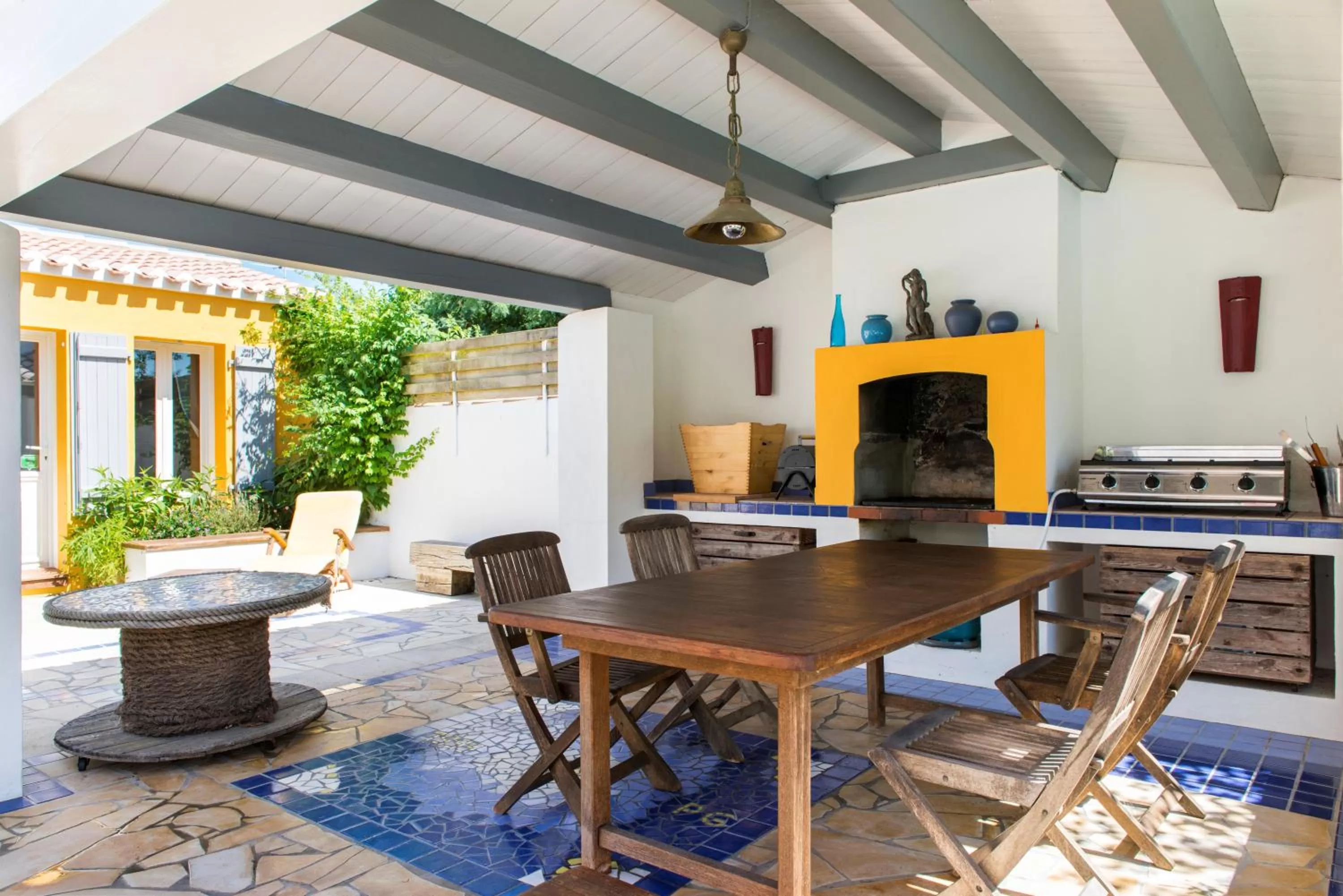 BBQ facilities in Les Yeux Bleus Bed & Breakfast