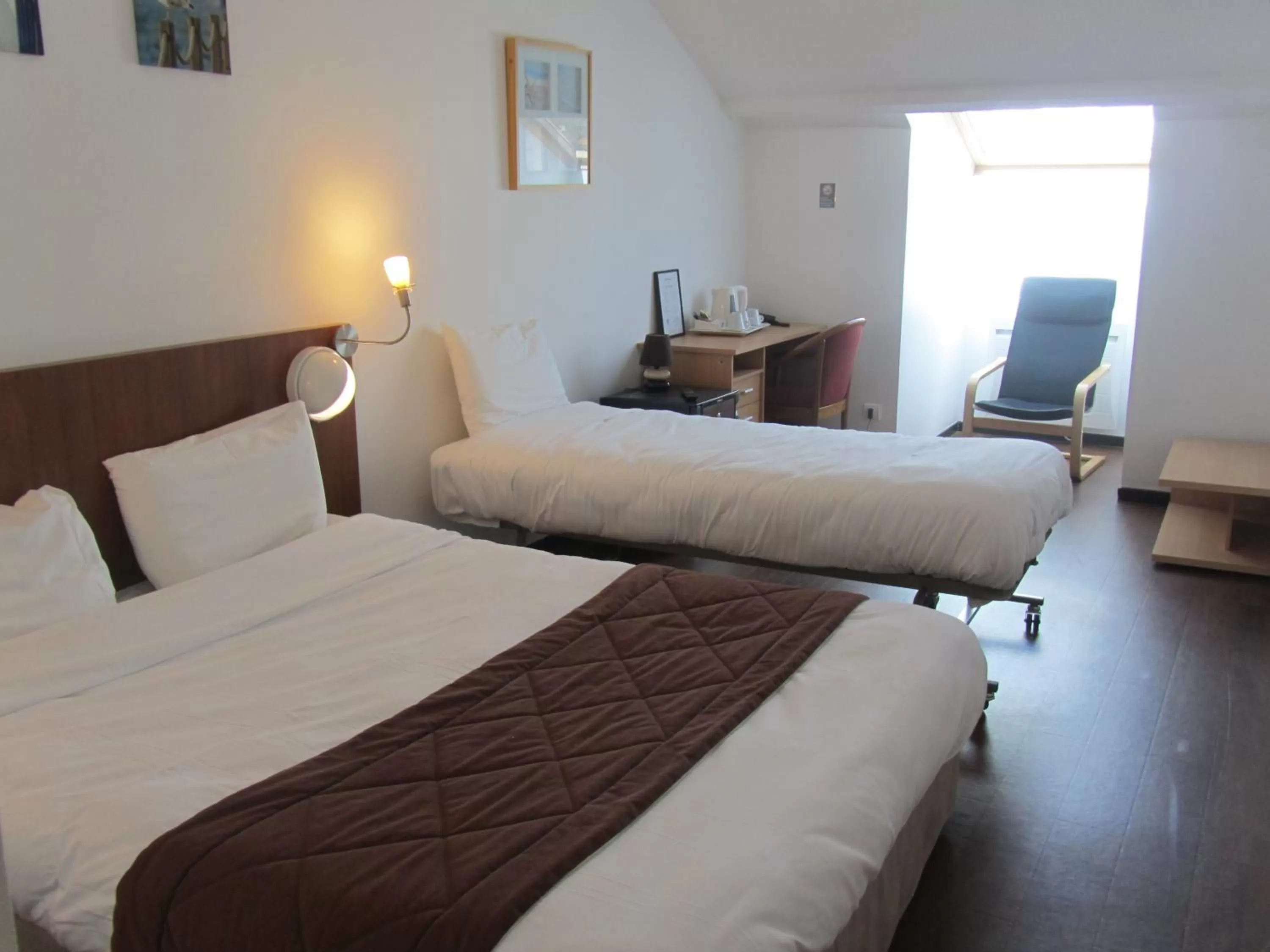 Bed in Hôtel Le Saint Joseph