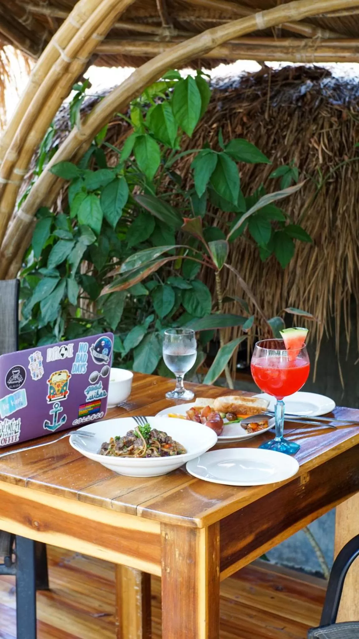 Restaurant/places to eat in La Colonial Resort