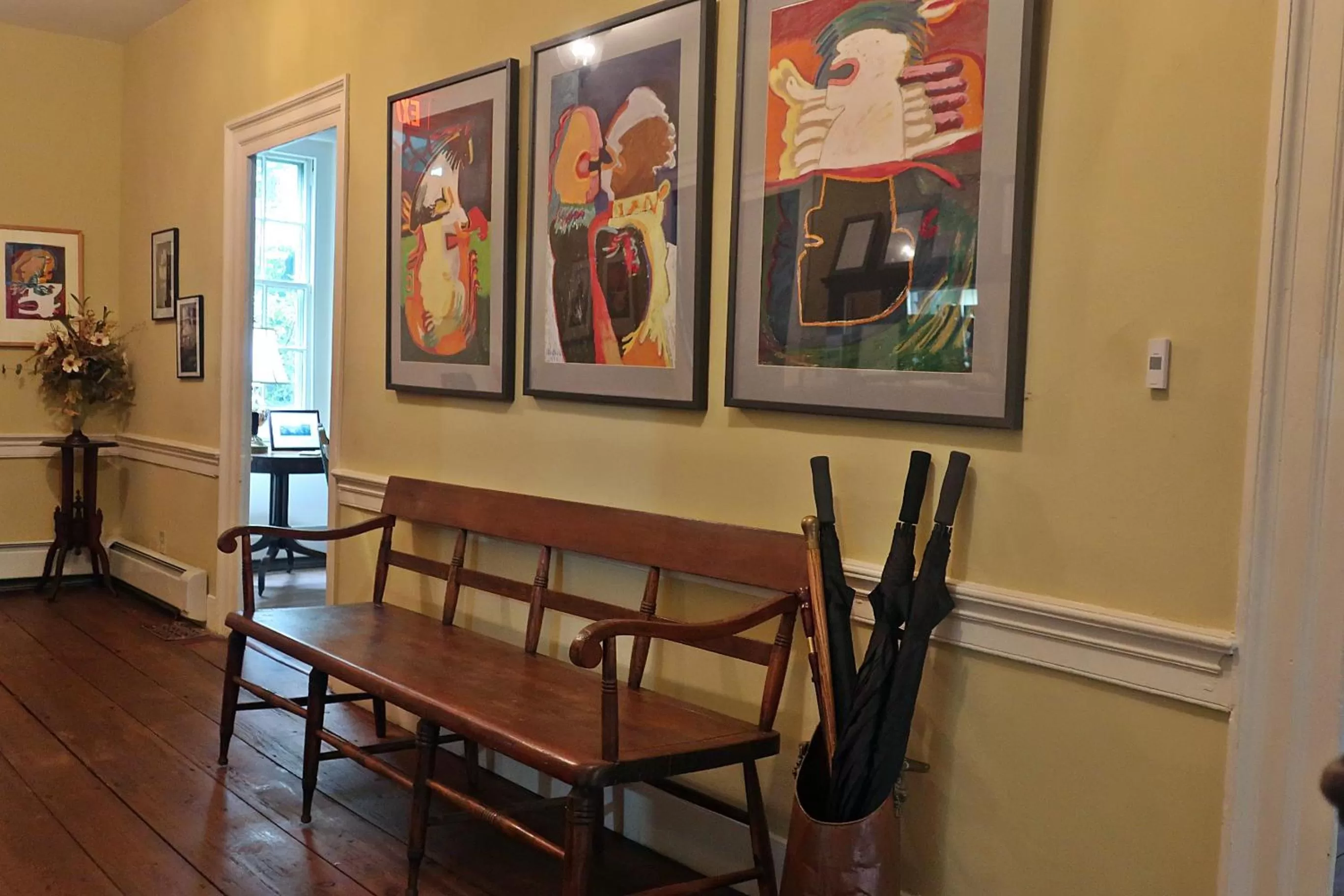 Seating area in Inn at Glencairn