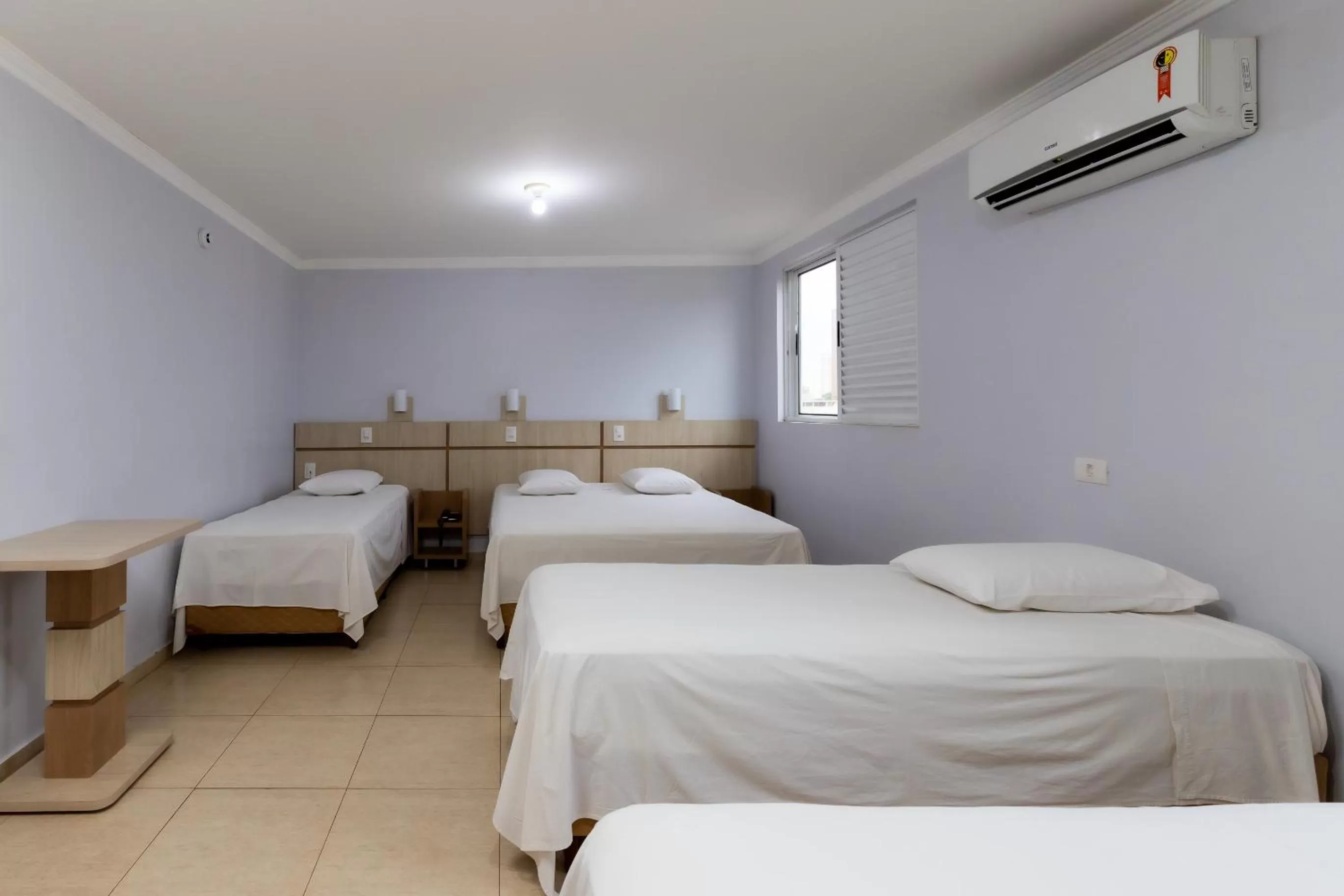 Bed in Hotel Baviera Iguassu