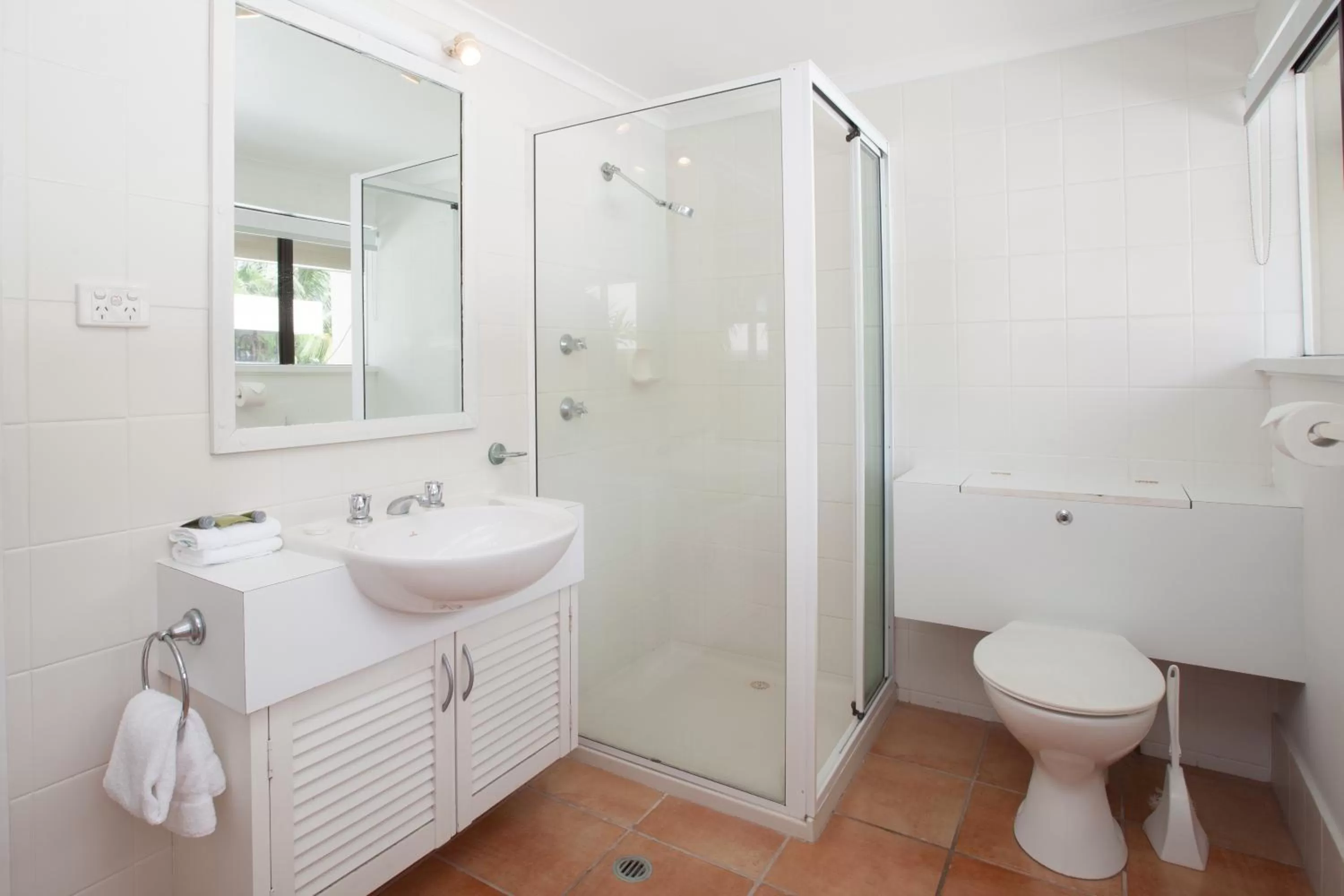 Bathroom in Driftwood Mantaray - Official Onsite Reception and Check In