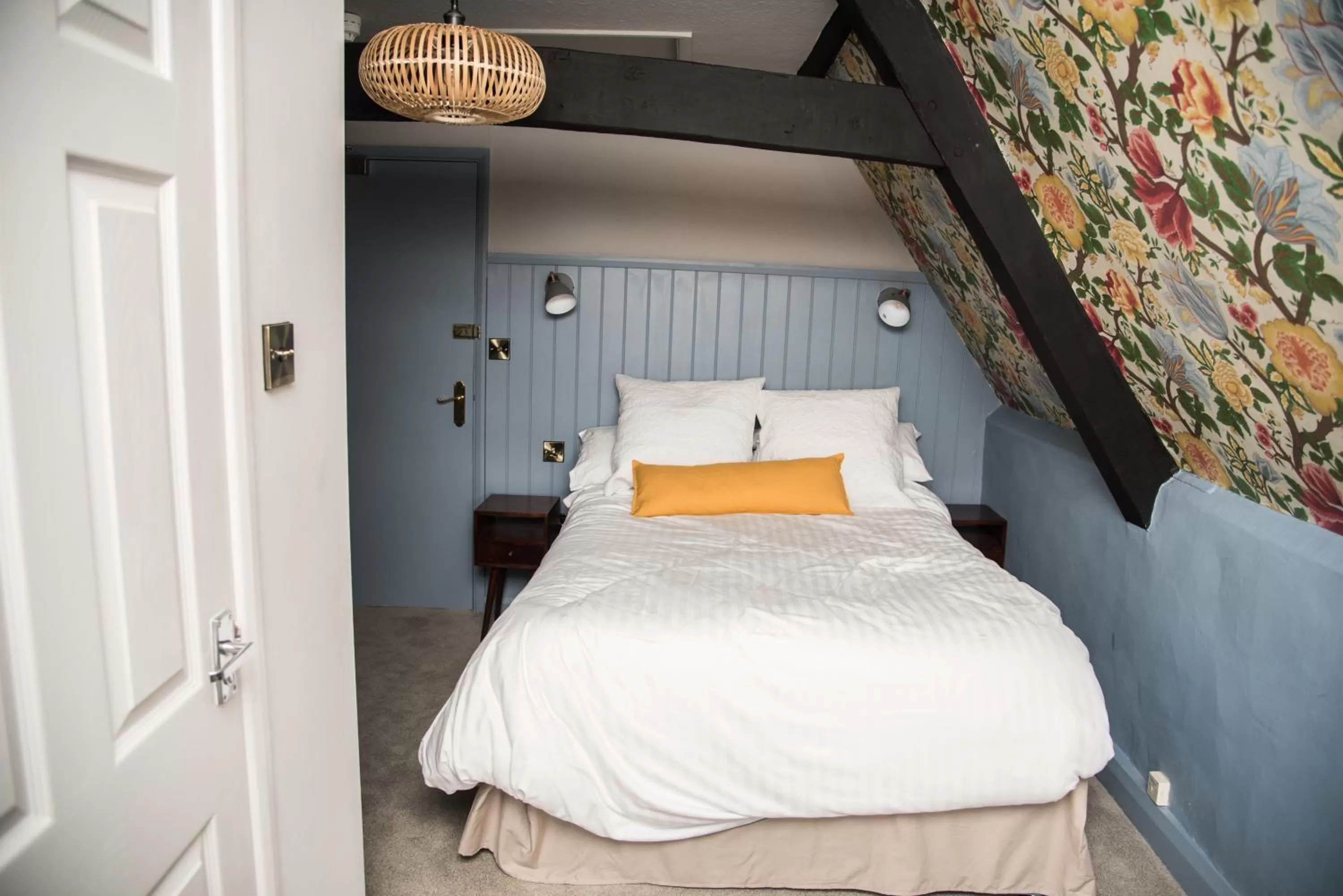 Bedroom in The Crown