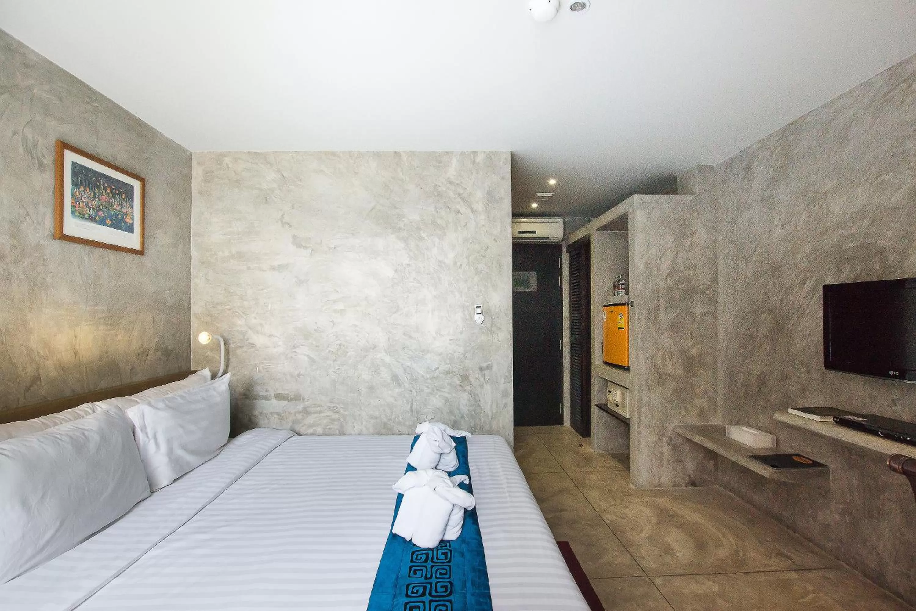 Photo of the whole room, Bed in Buddy Boutique Inn