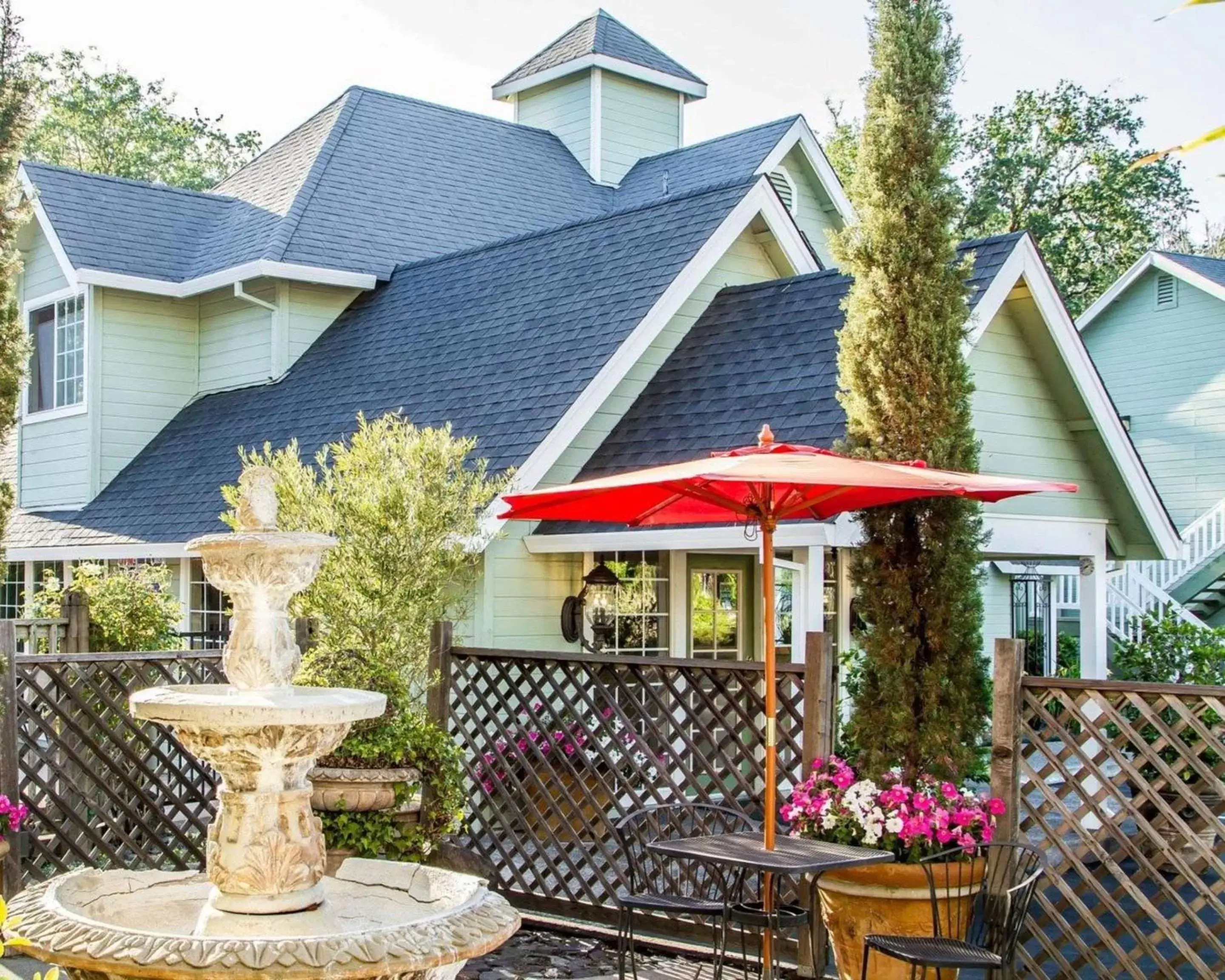 The Inn at Baechtel Creek The Inn at Baechtel Creek