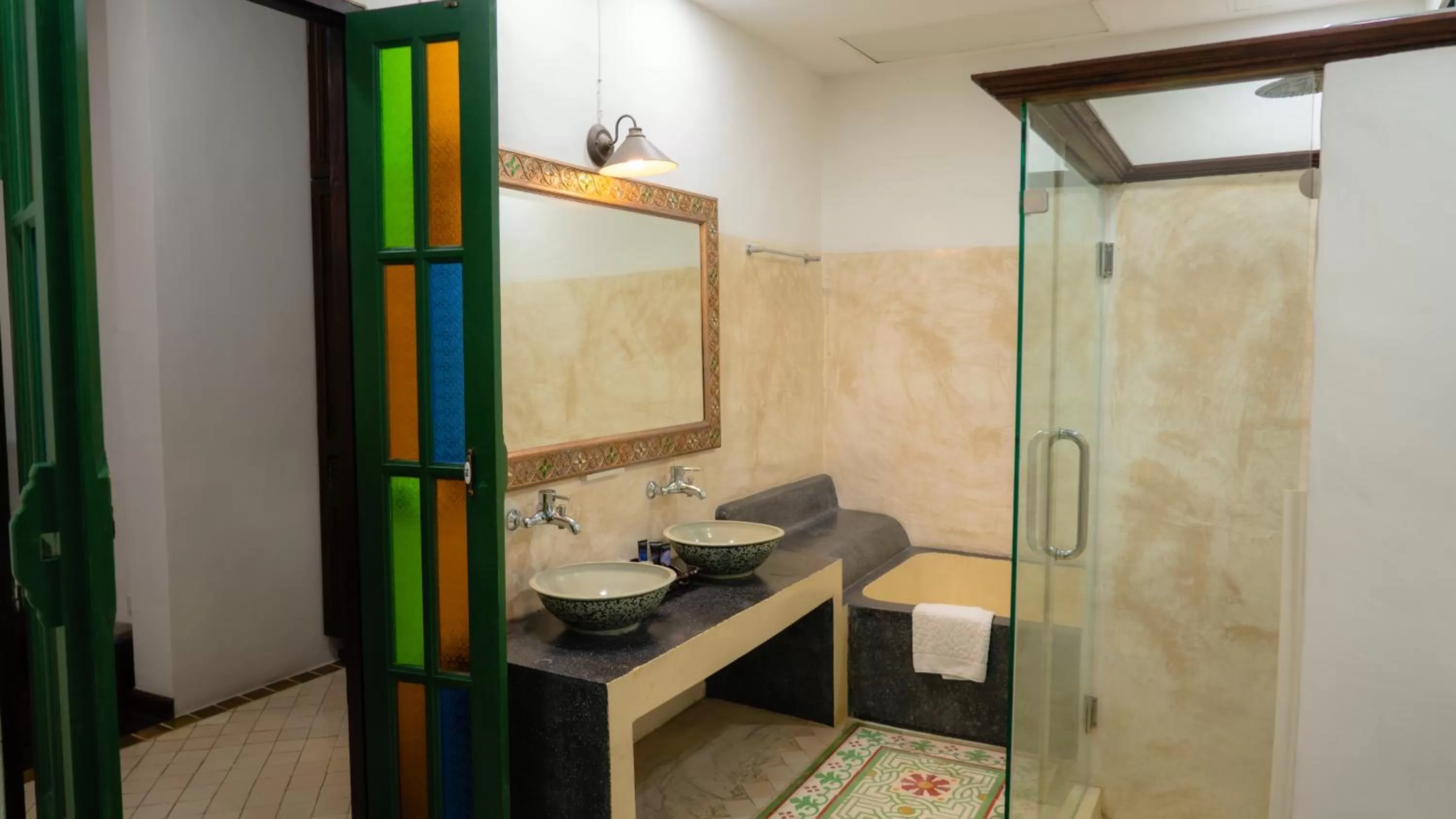 Bathroom in Cheva Gallery Boutique Hotel