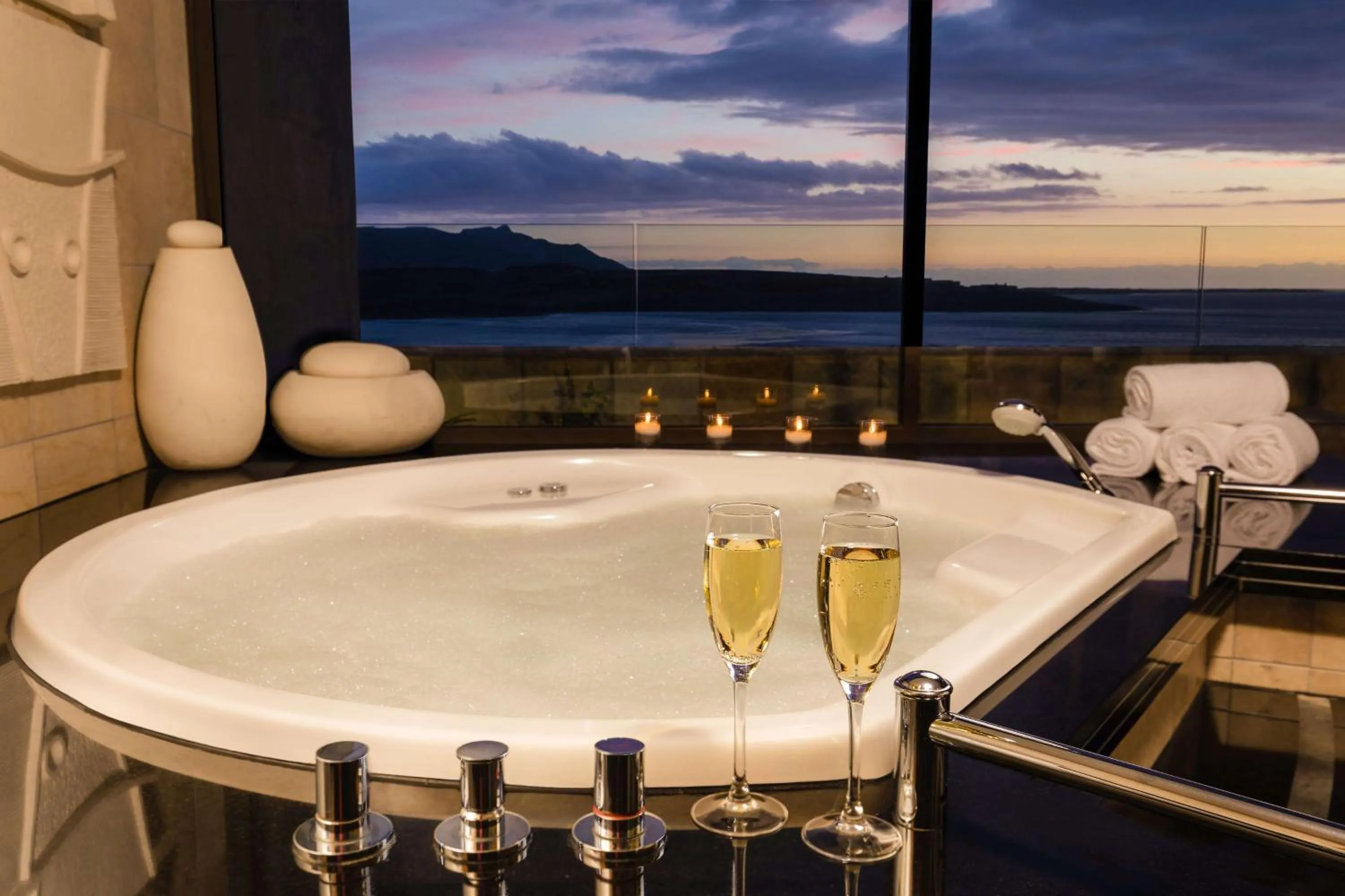 Hot Tub in Arabella Hotel, Golf and Spa