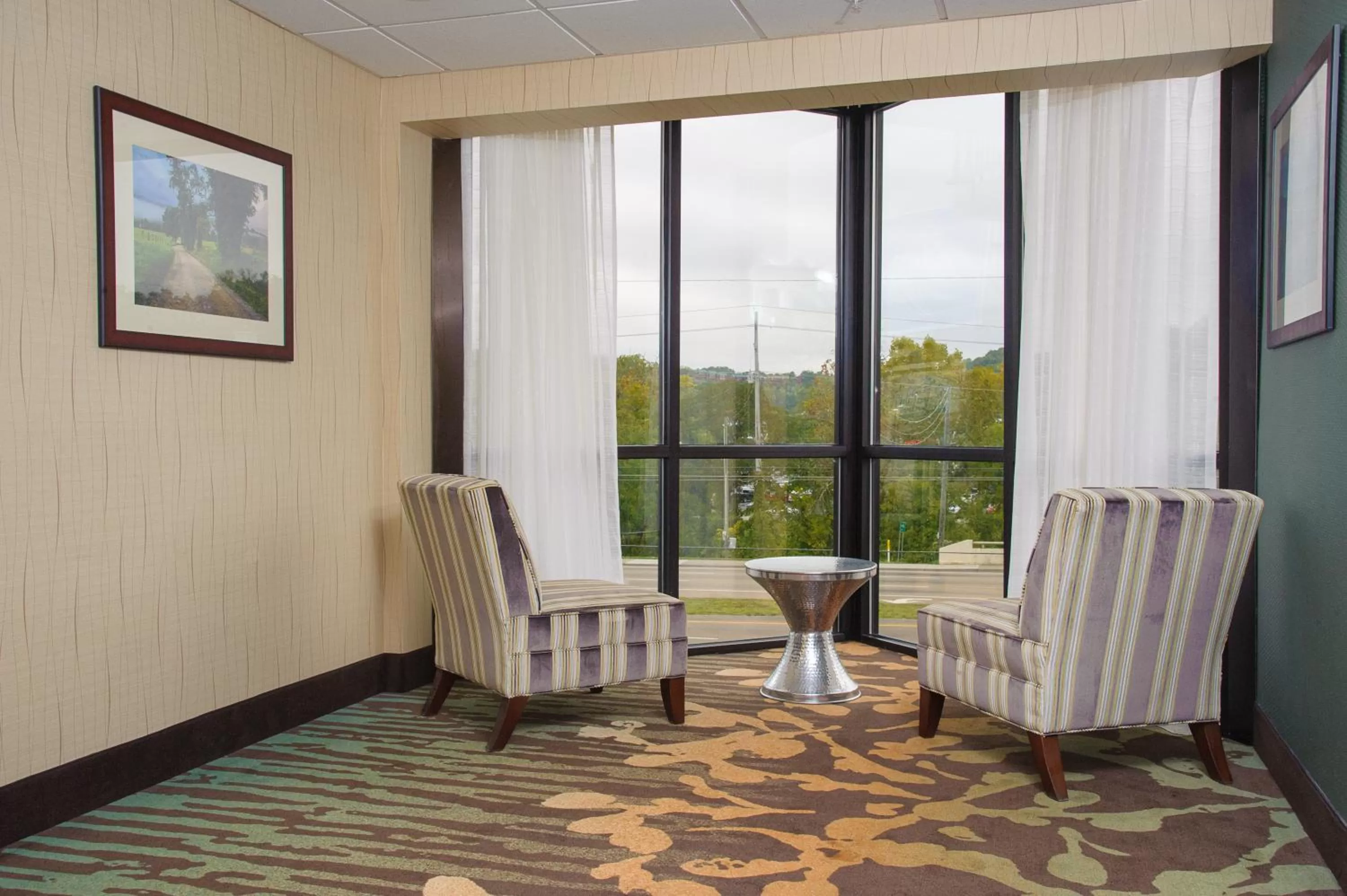 Decorative detail in Pigeon River Inn