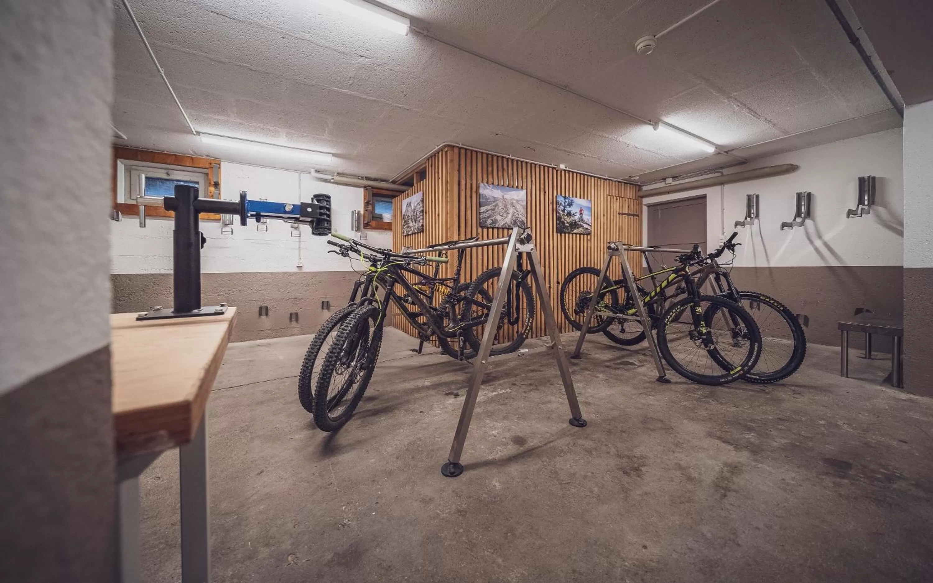 Cycling in Hotel Strela by Mountain Hotels