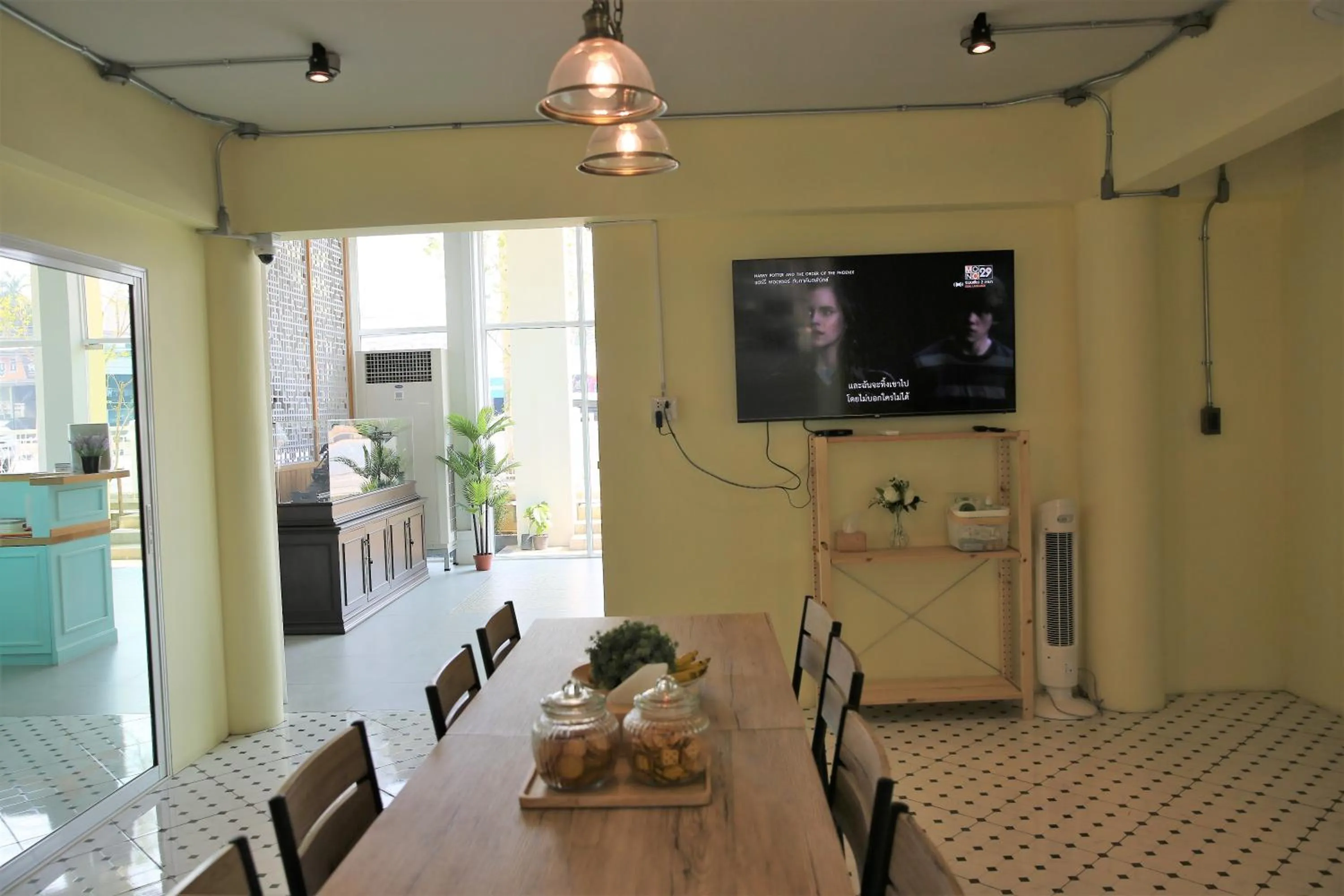 Communal lounge/ TV room in Latima Boutique Hostel