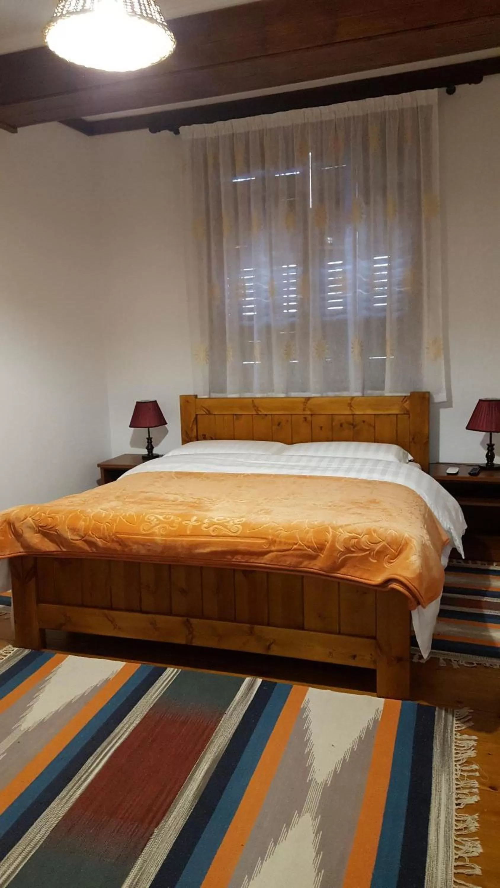 Bed in Hotel Bujtina e Bardhe