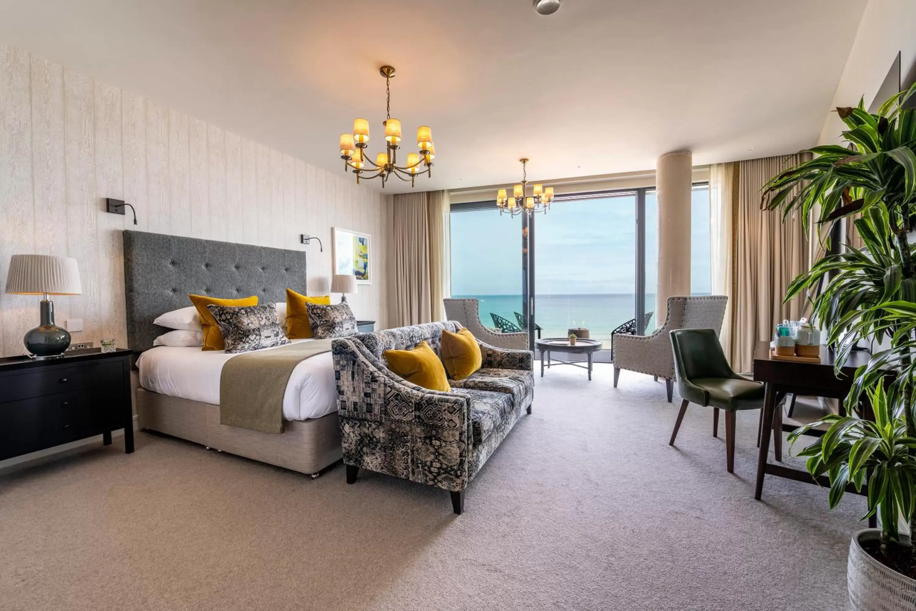 Suite with Sea View in Carbis Bay and Spa Hotel Suite with Sea View in Carbis Bay and Spa Hotel
