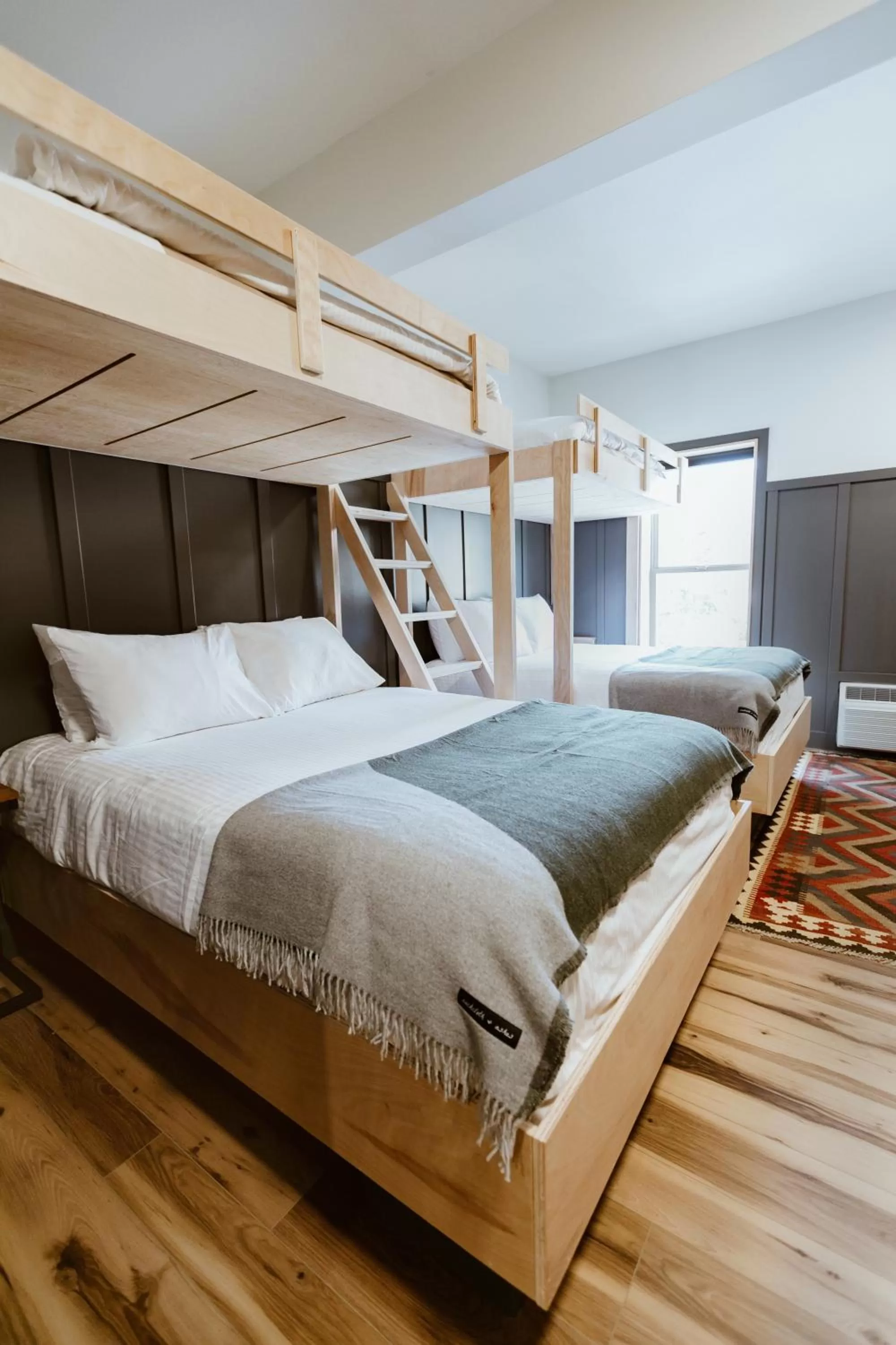 Bed in The Flying Steamshovel Inn