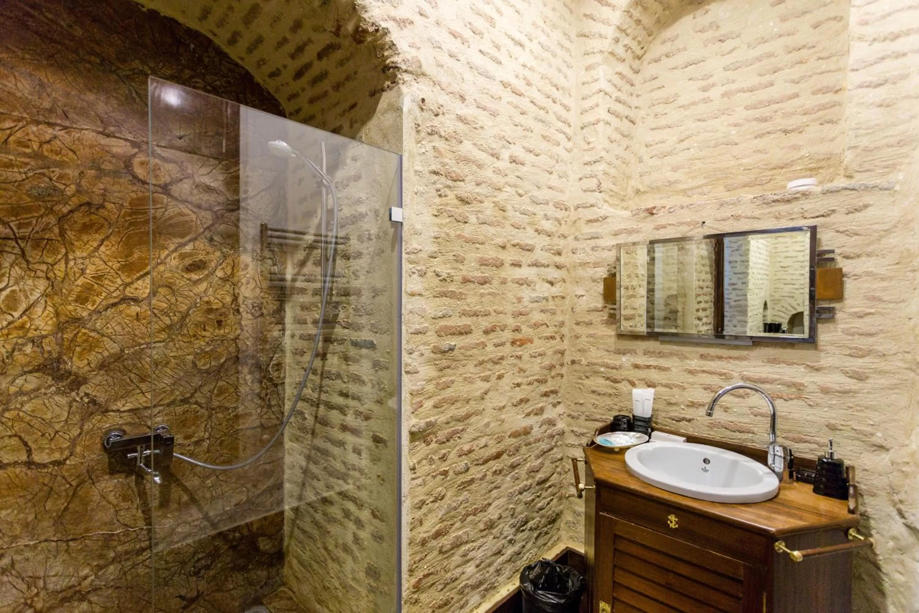 Shower in Castle in Old Town