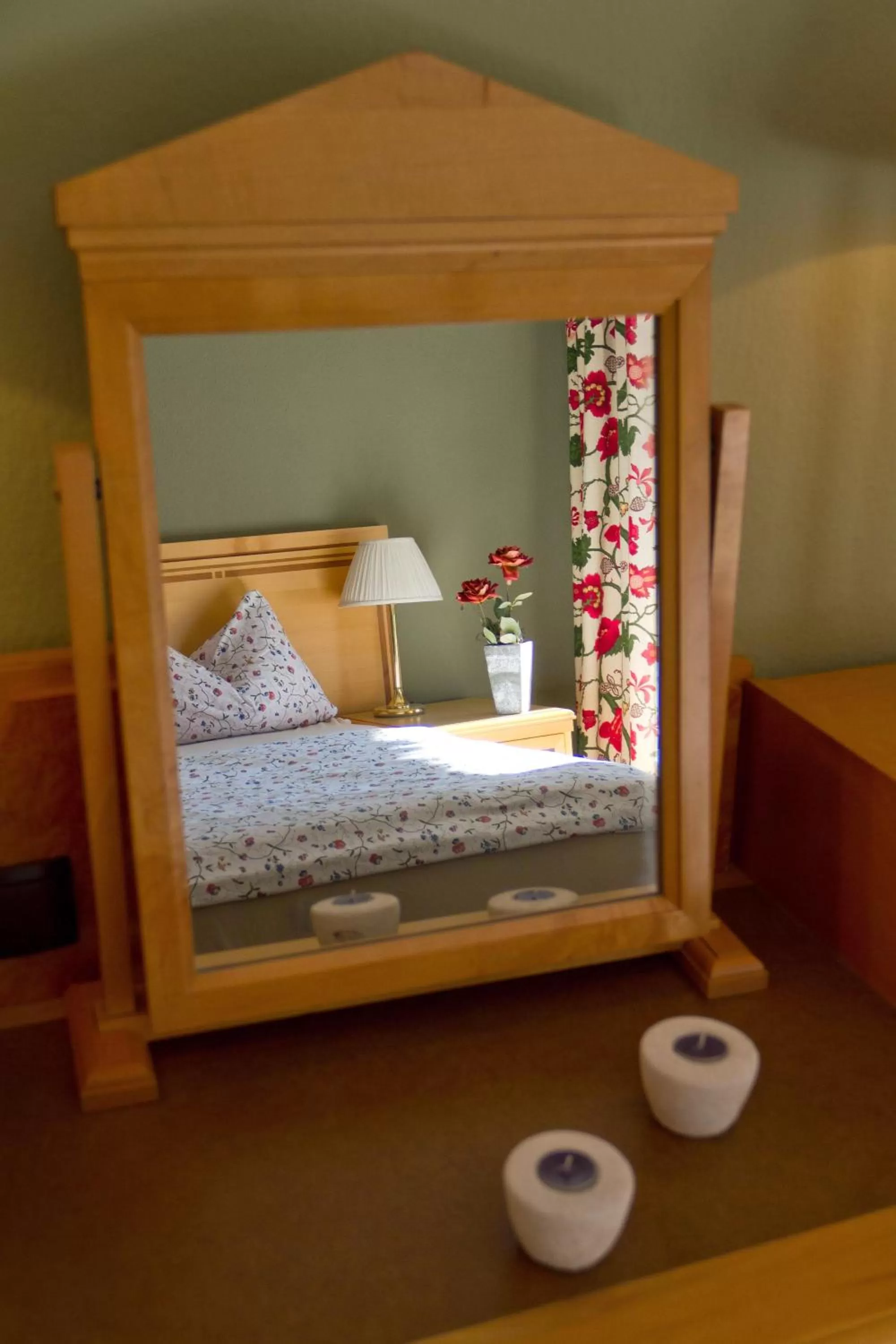 Bedroom, Bunk Bed in Hotel Cafe Frida