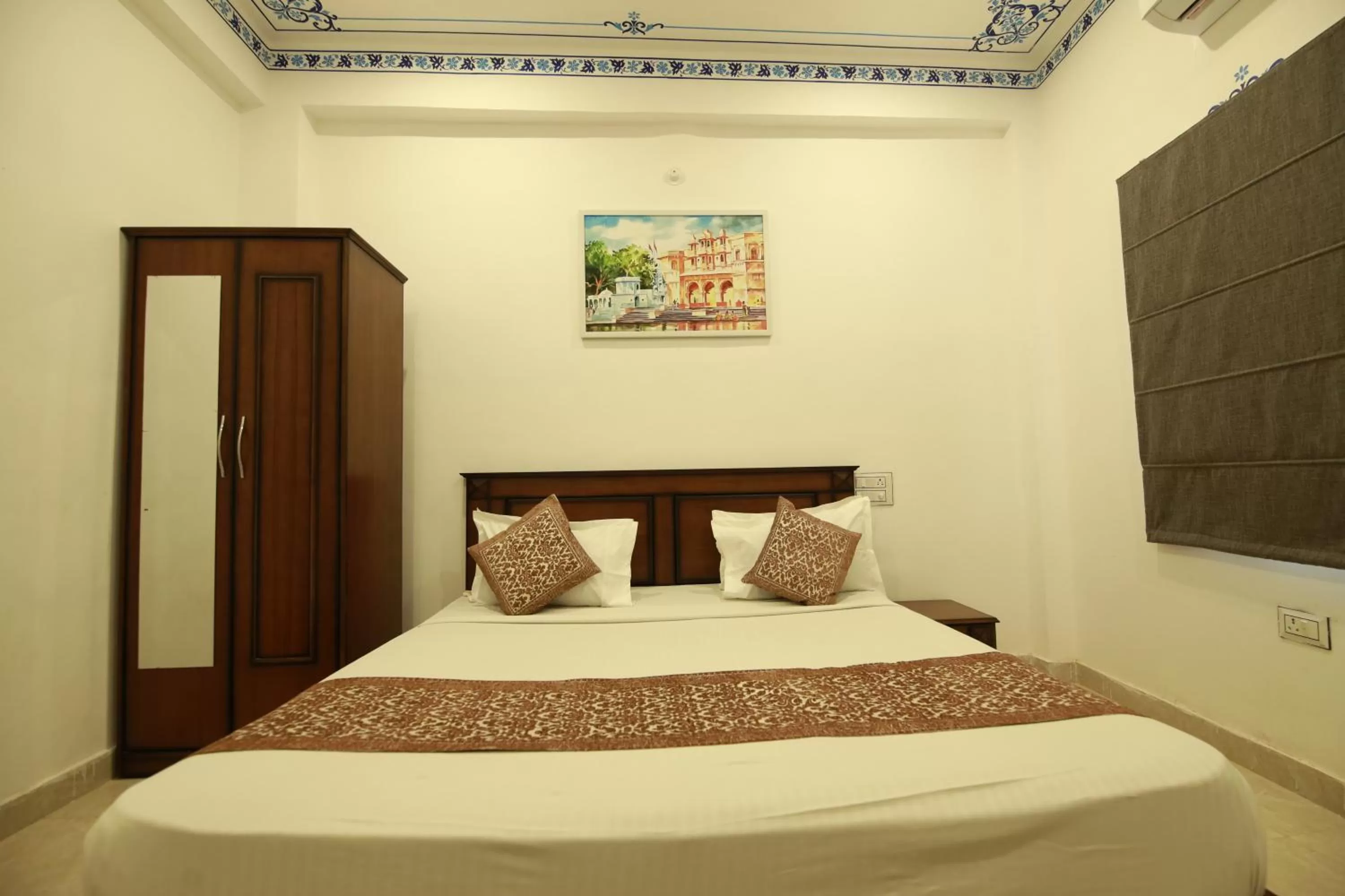 Bed in Hotel Casa by the lake