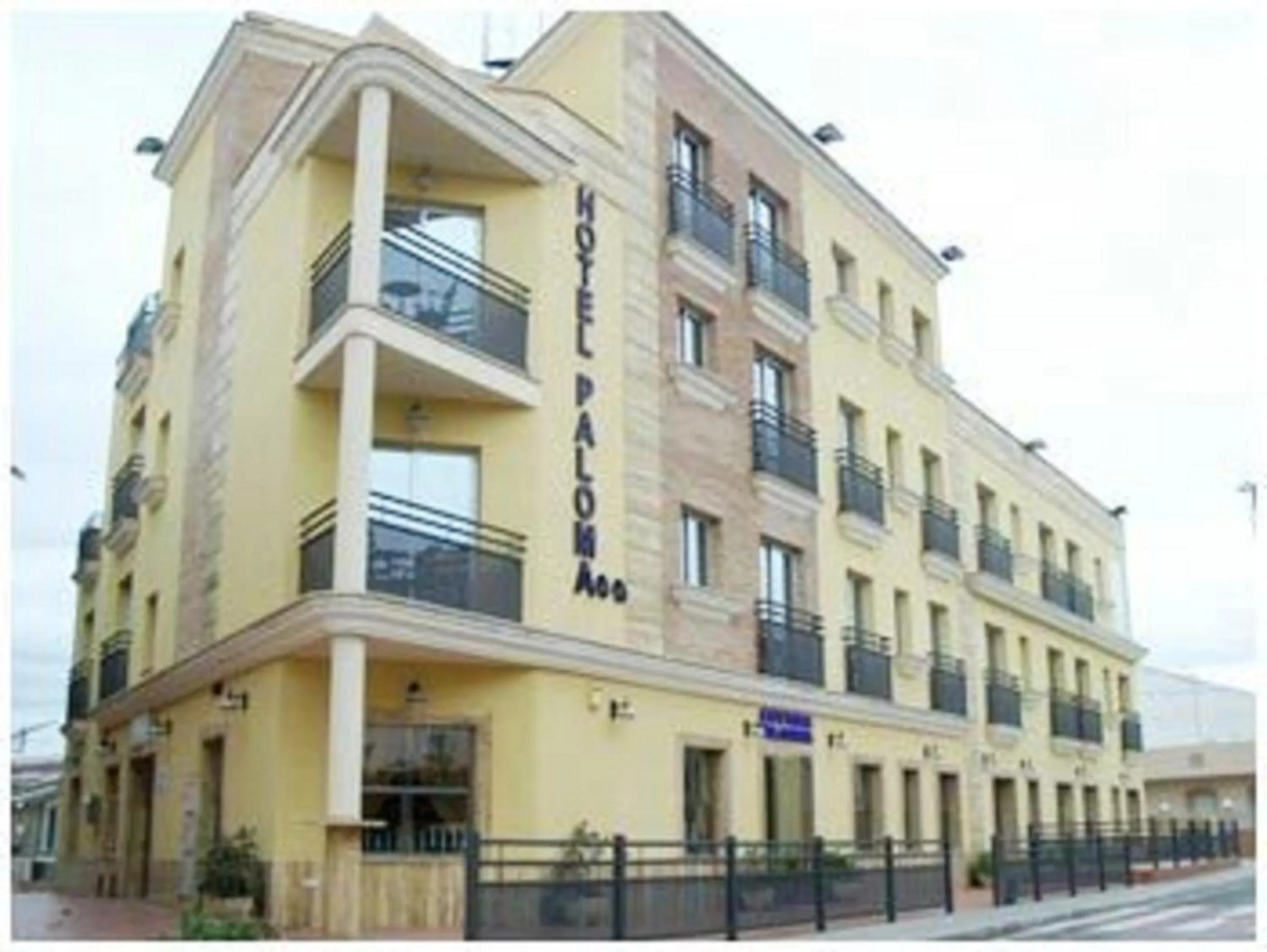 Facade/entrance in Hotel Paloma