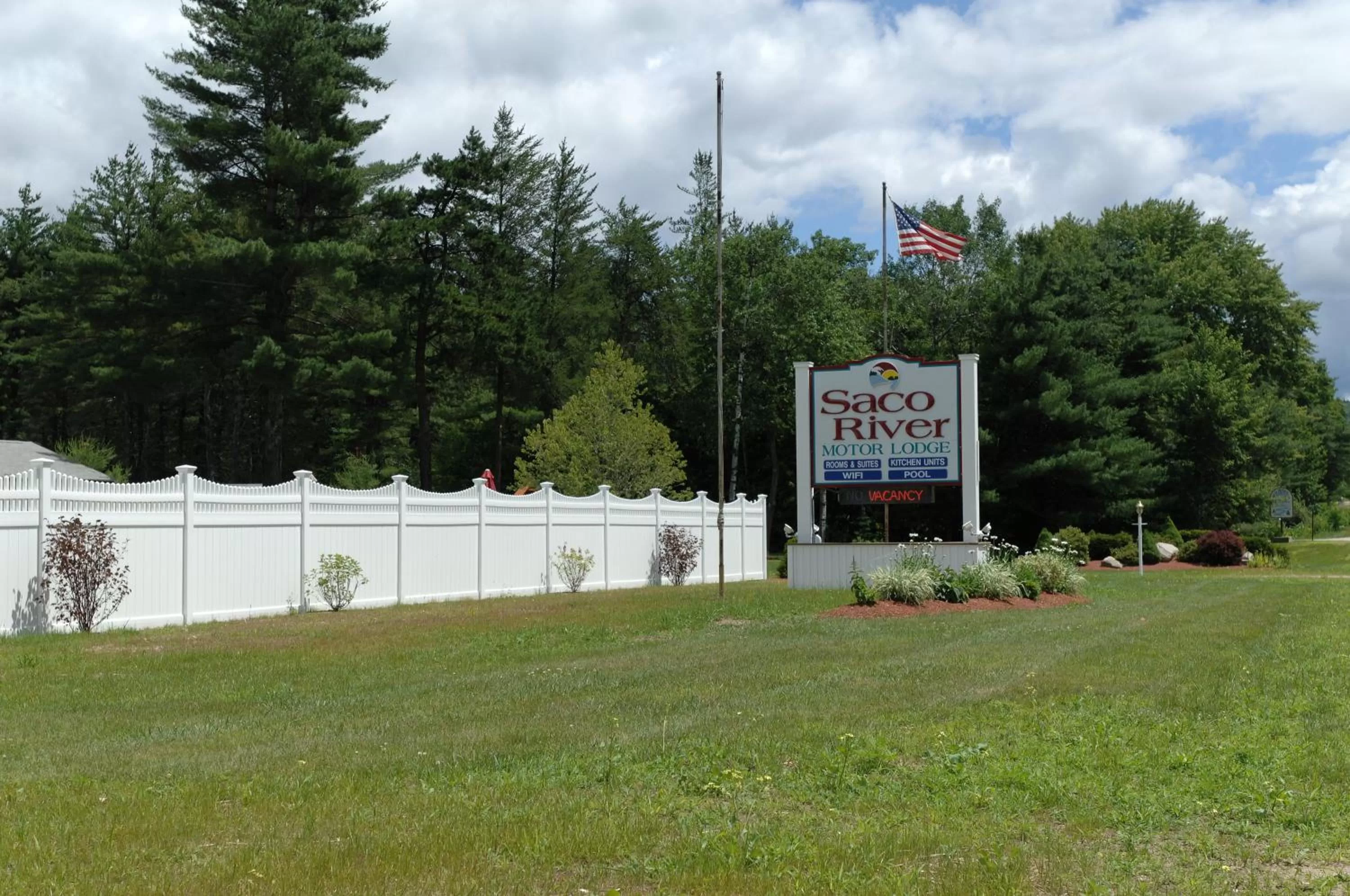 Facade/entrance in Saco River Motor Lodge & Suites