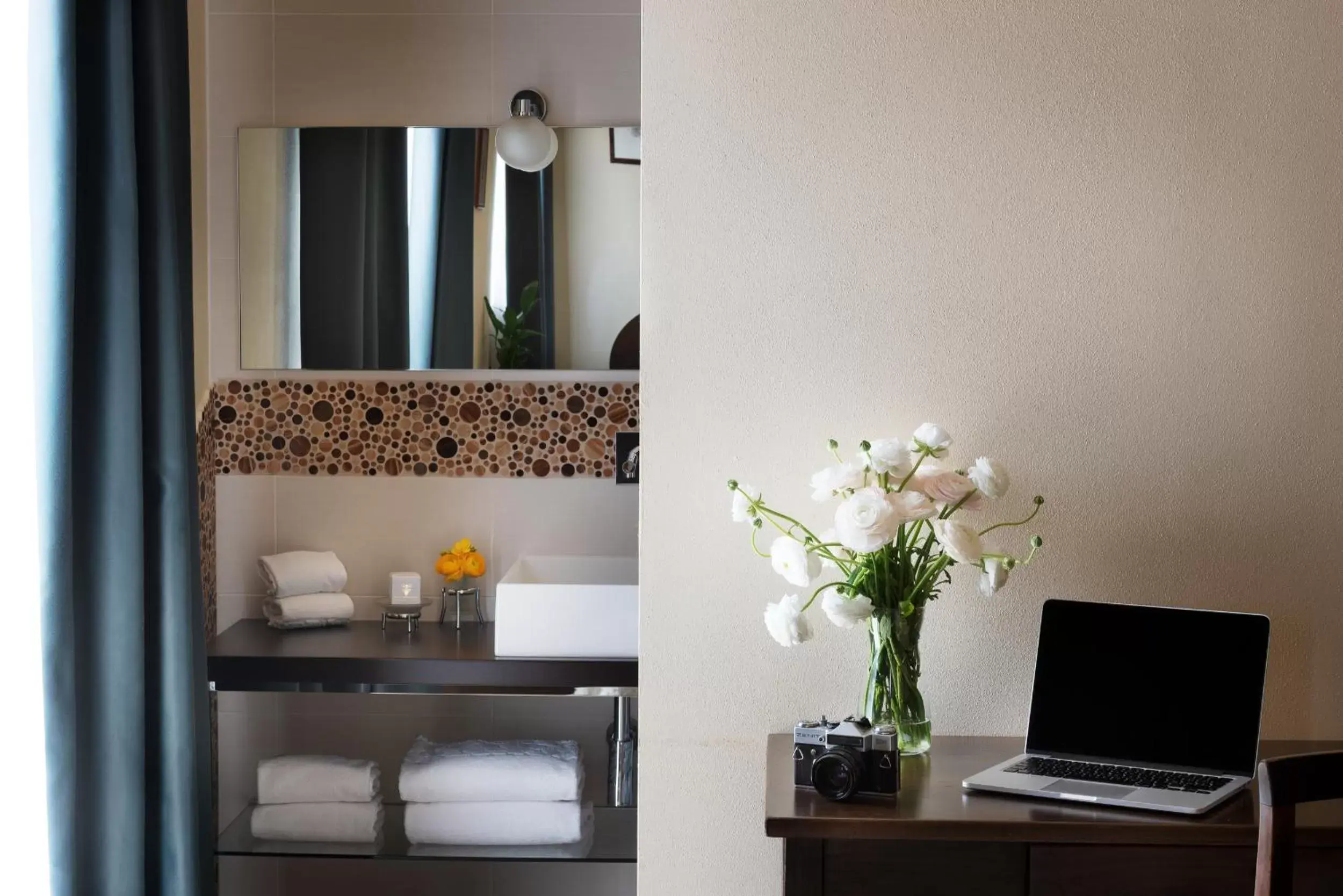 Superior Double or Twin Room in Hotel Corsignano Superior Double or Twin Room in Hotel Corsignano